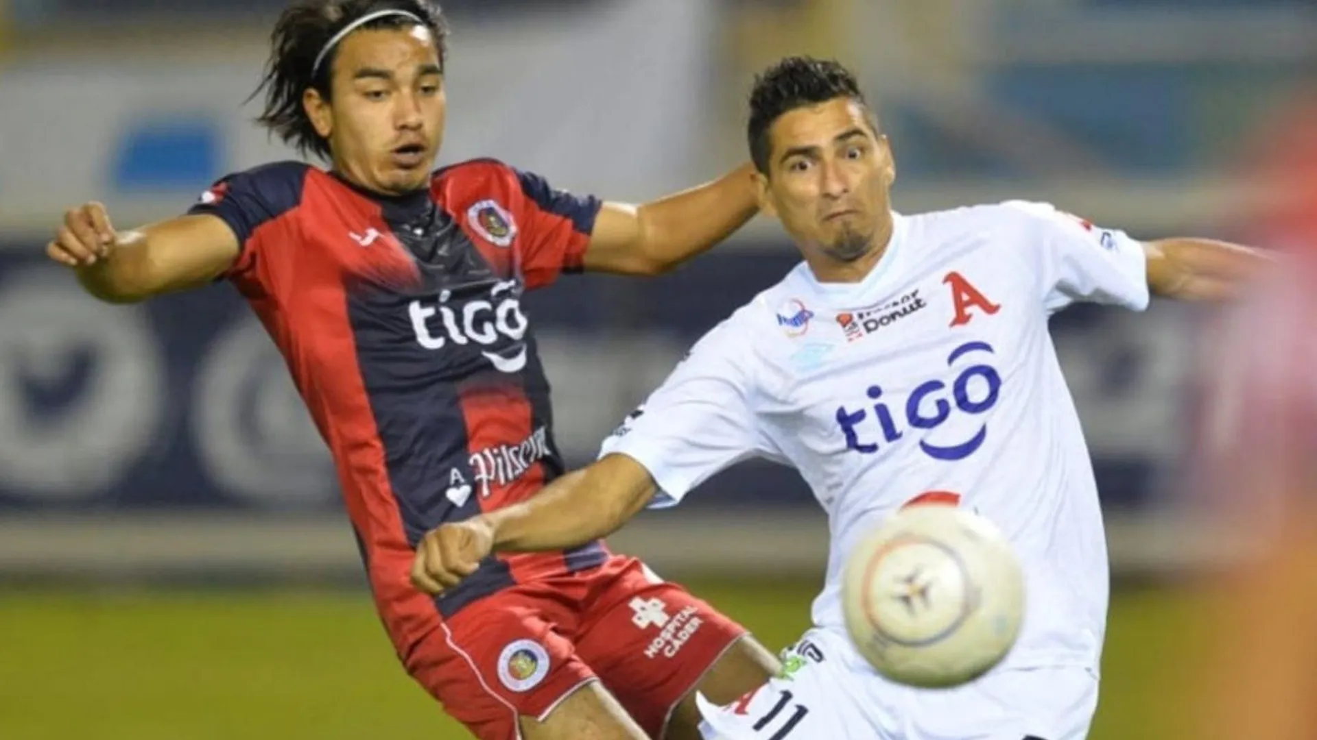 Fesfut desafiliaria a equipos de la Primera División de El Salvador