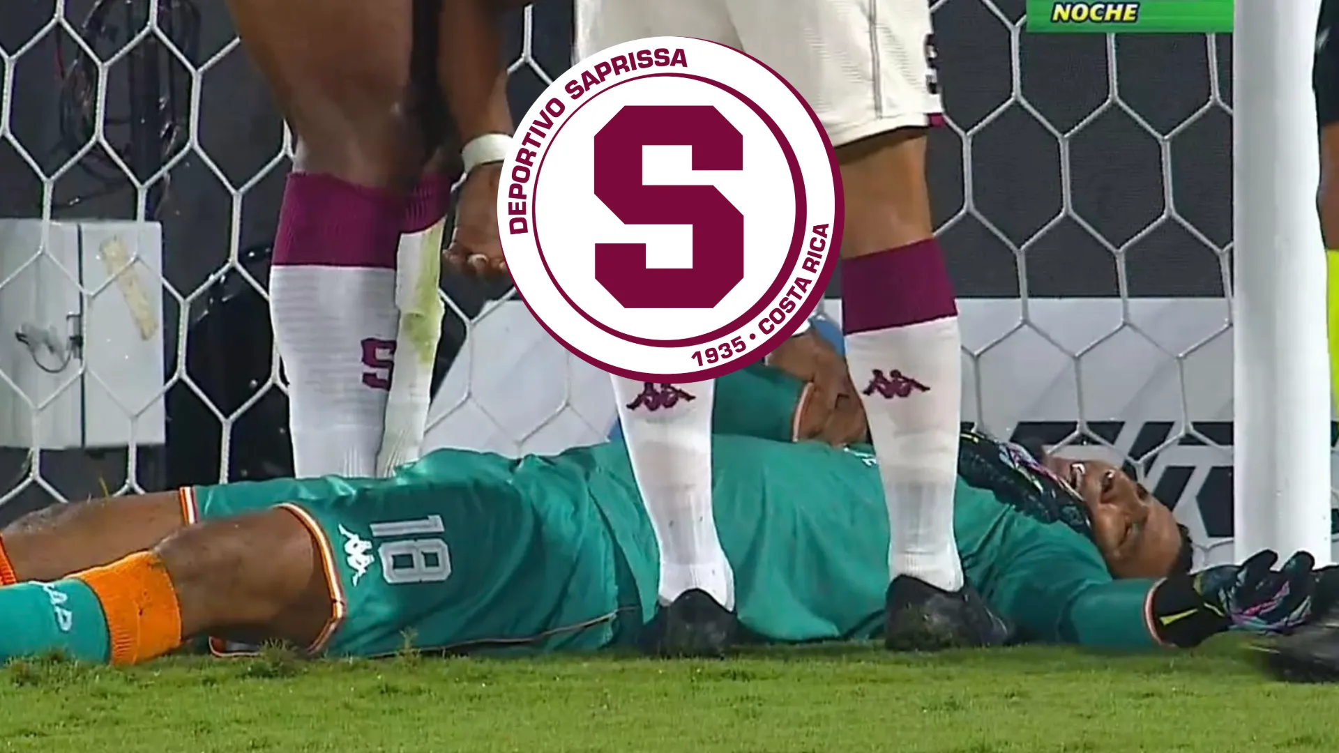 Fuera de Tibás: la drástica postura de Saprissa con Esteban Alvarado tras los errores que coronaron a Alajuelense