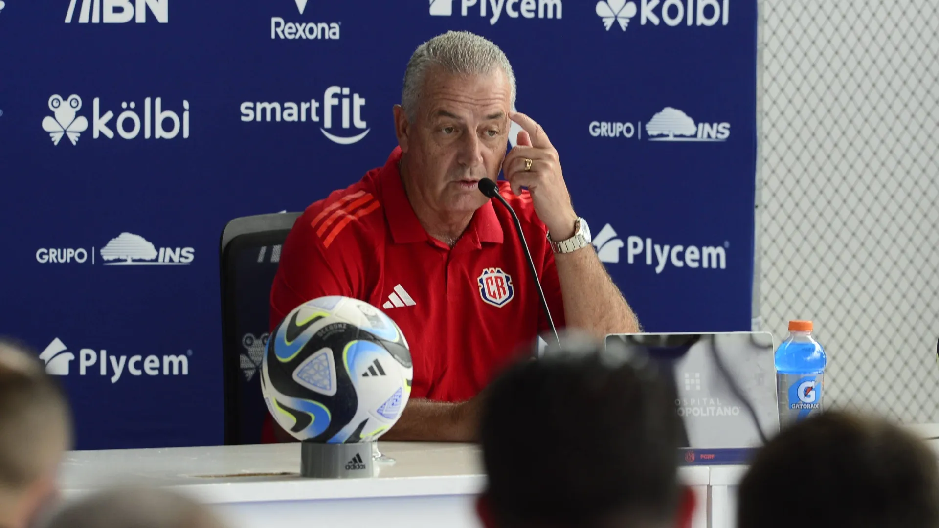 Gustavo Alfaro alarma a Costa Rica en la previa a la Copa América 2024