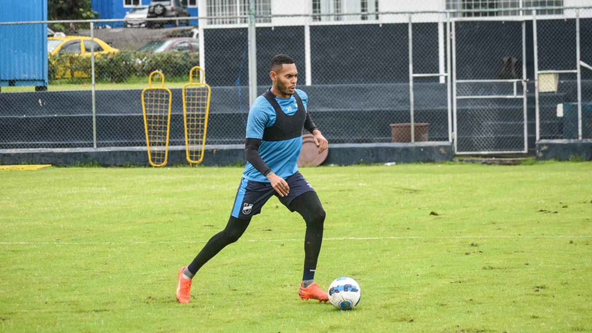 Representante de Ismael Díaz afirma que tiene ofertas en Brasil, Europa y la MLS