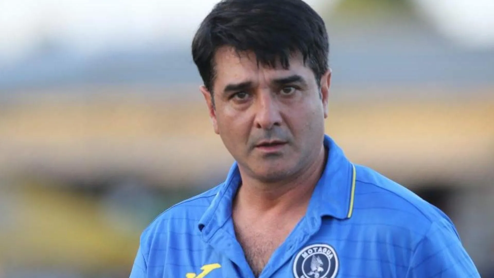 Diego Vázquez criticó la medida de 50 personas en el estadio