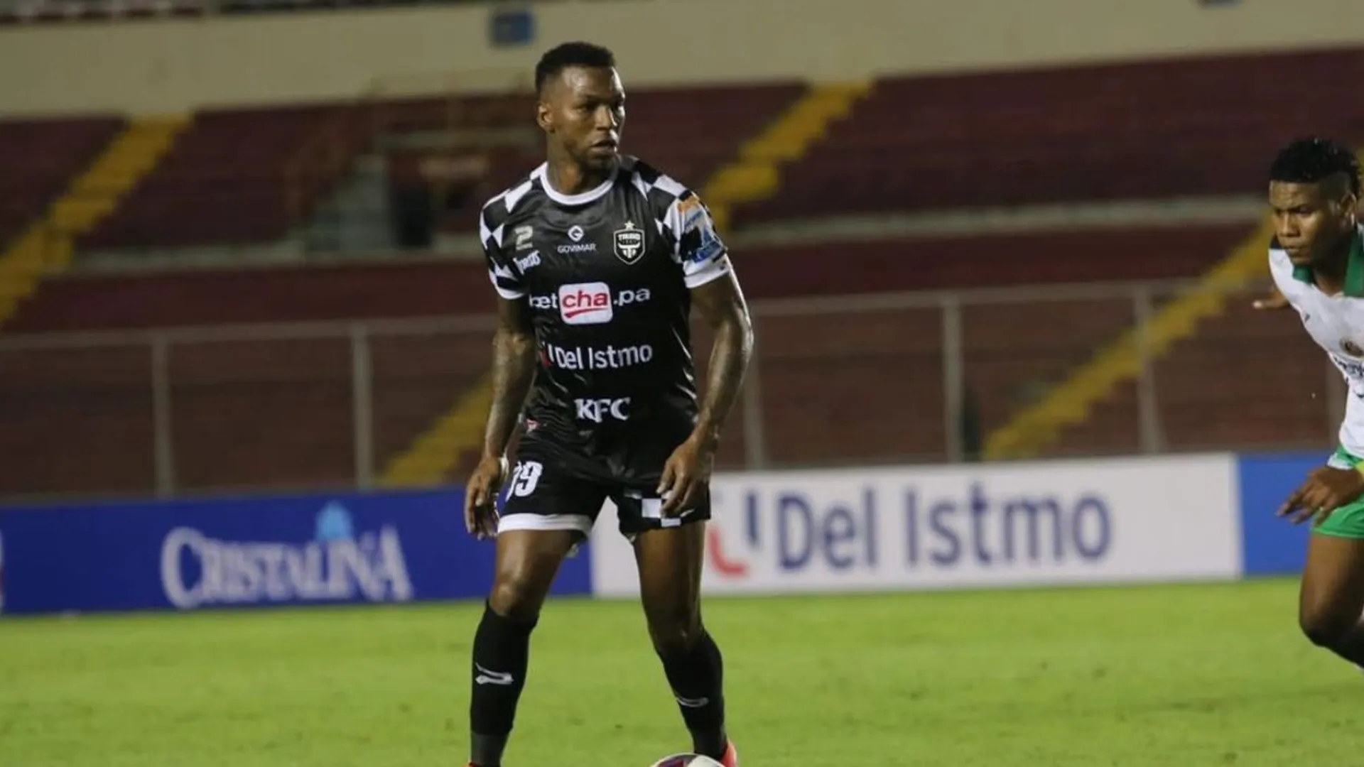 La razón por la cual Omar Browne no podría jugar la Final de la Liga Panameña de Fútbol sin estar suspendido