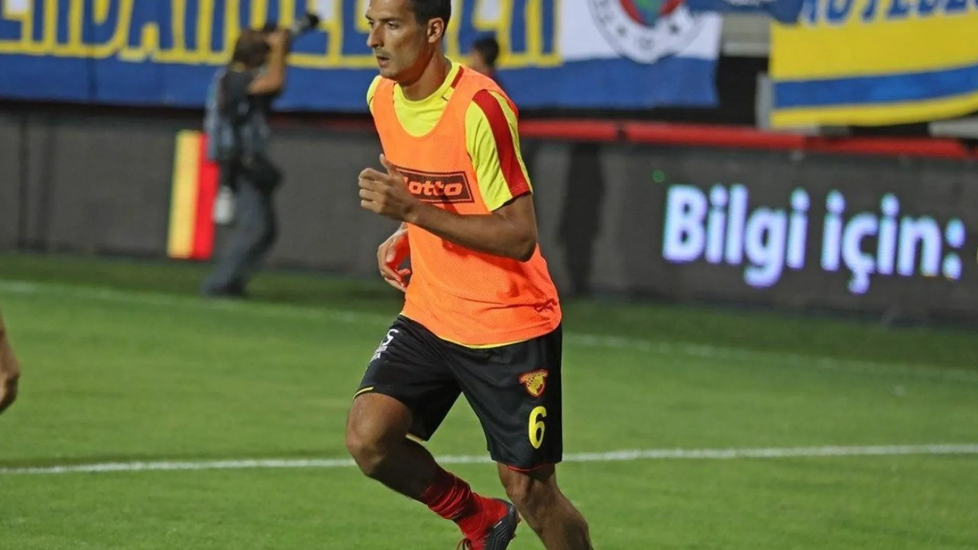 Celso Borges tras racha adversa tiene nuevo entrenador