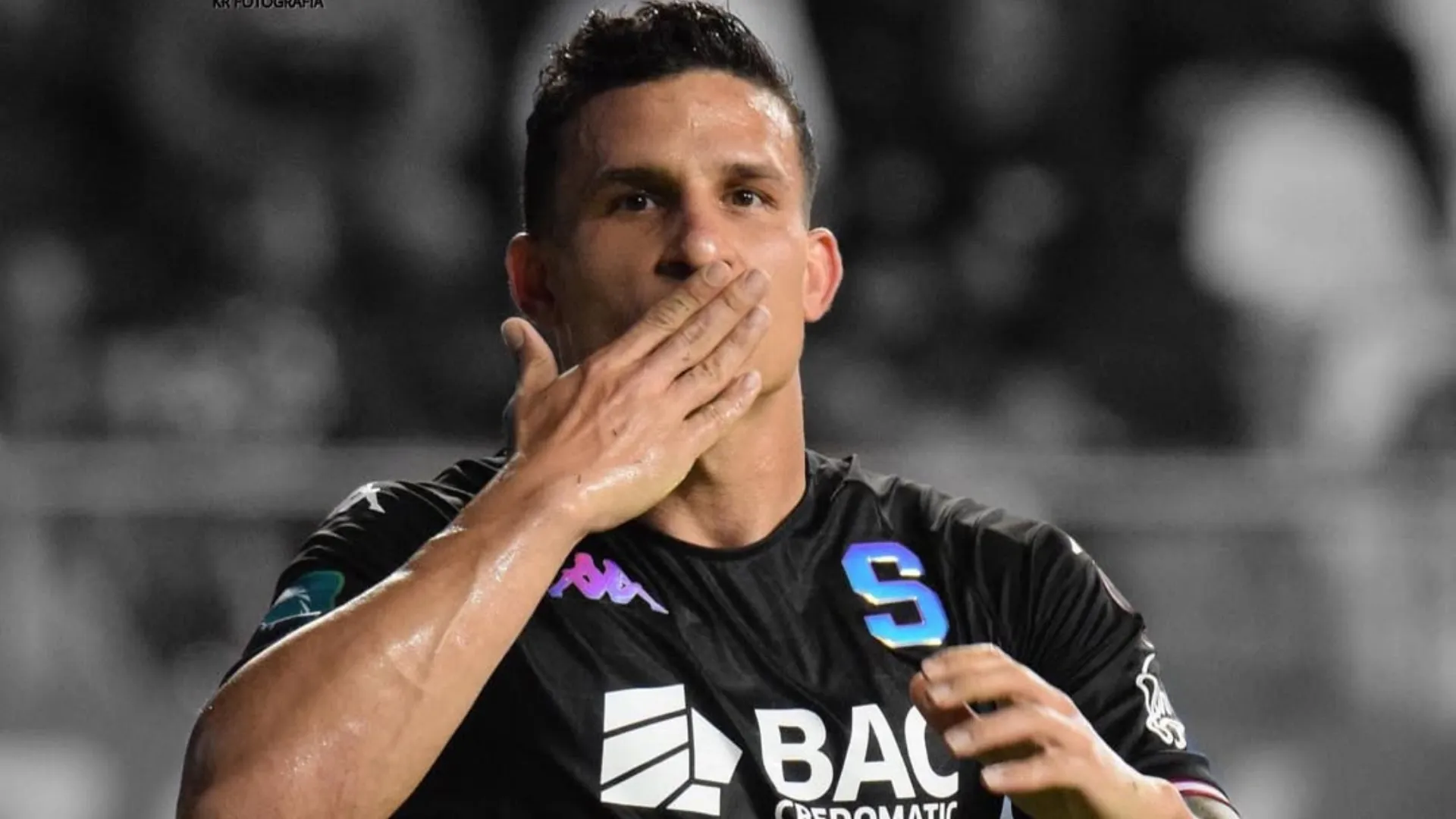 Luis Paradela volvió a Saprissa.
