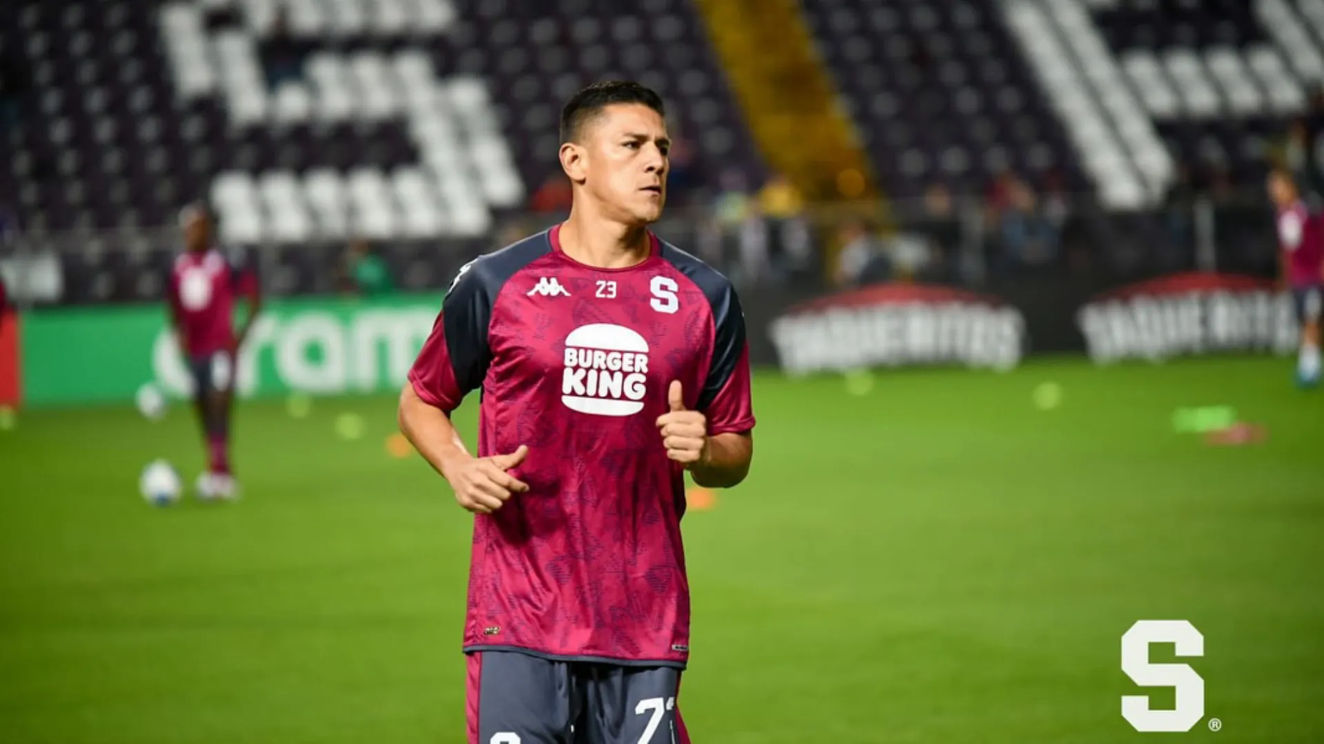 Óscar Duarte queda expuesto y profundiza su mal momento en Saprissa