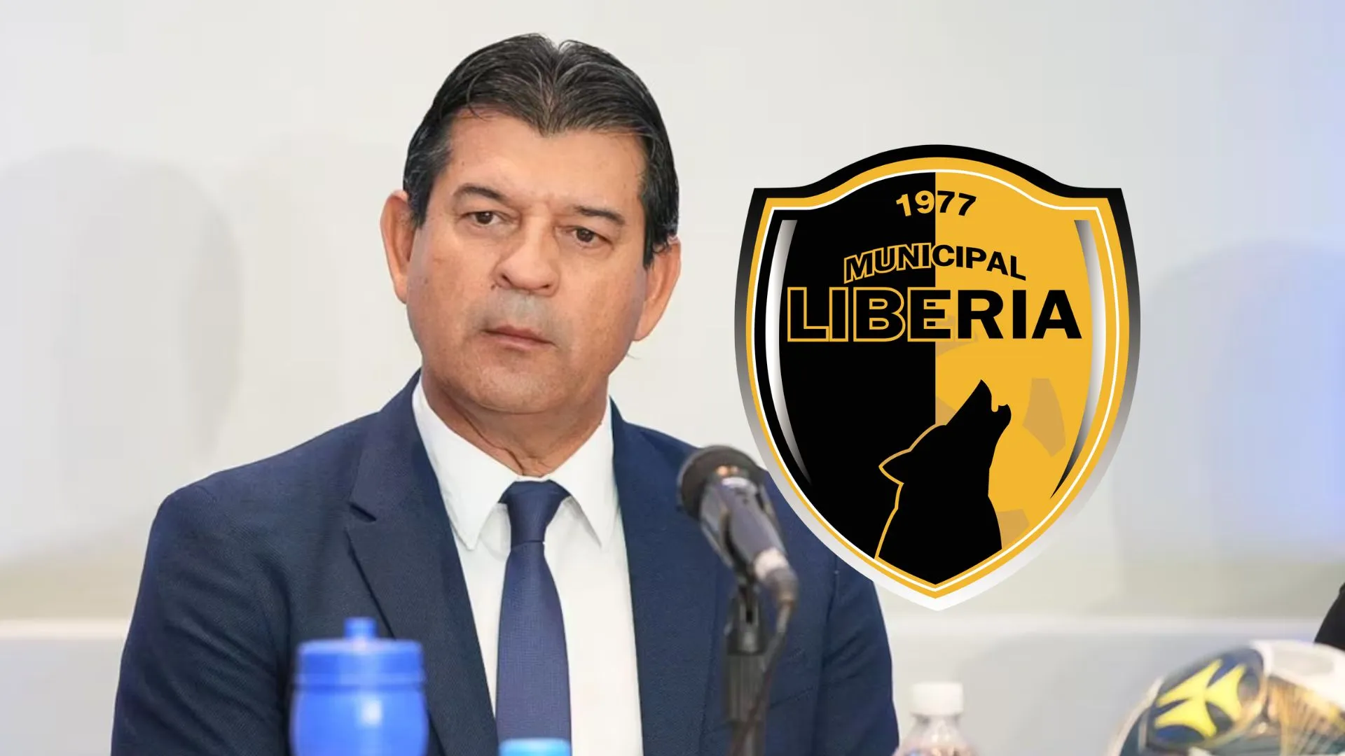 José Saturni Cardozo fue presentado como DT de Municipal Liberia.