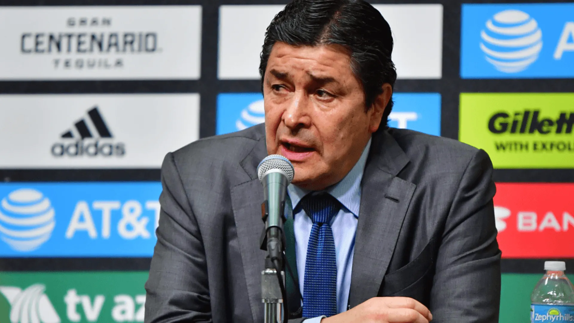 Luis Fernando Tena: "Estamos listos para sacarnos la espina contra Honduras"