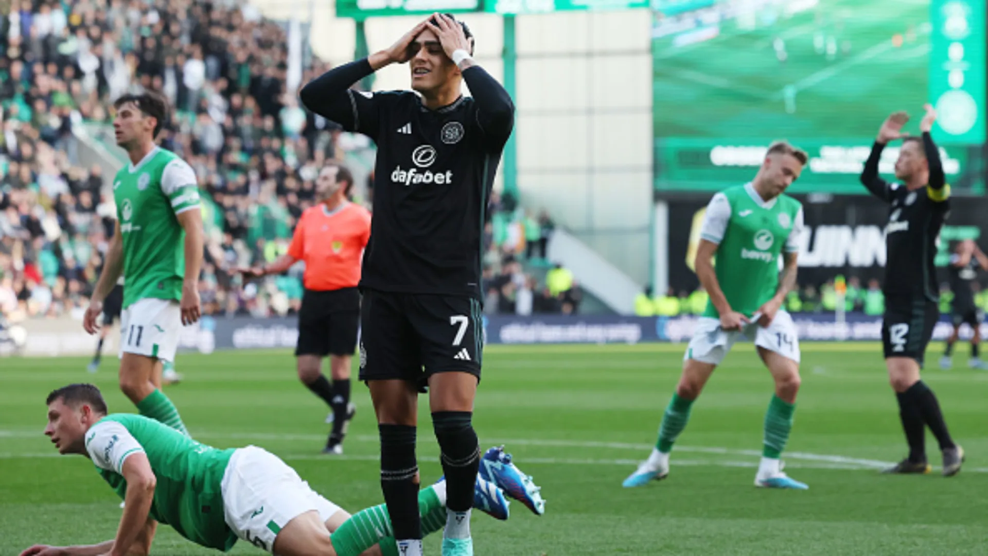 Mala jornada para Celtic y Luis Palma en el regreso a la Premiership de Escocia