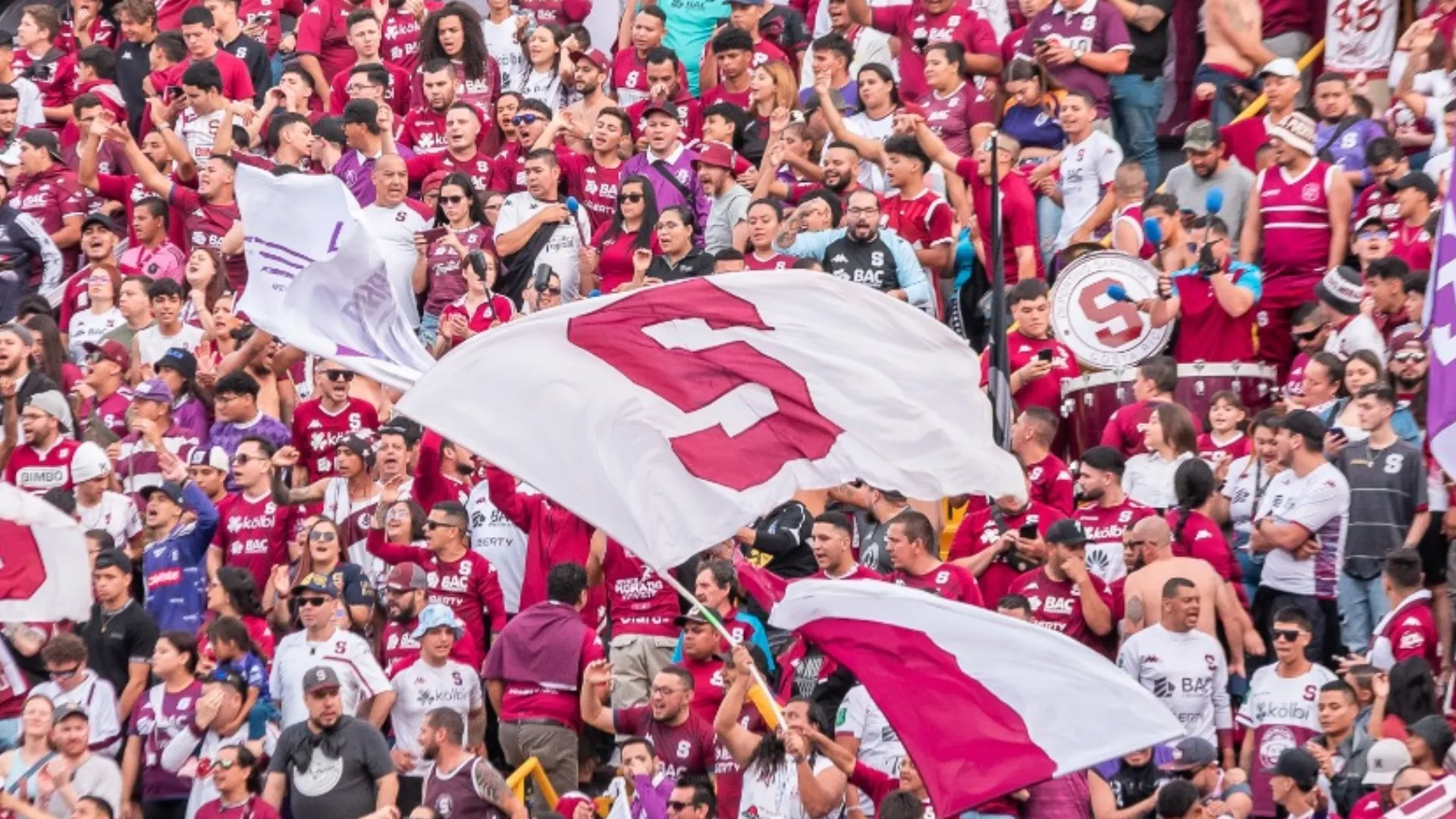 Saprissa acelera por un refuerzo que estaba en el radar de Alajuelense