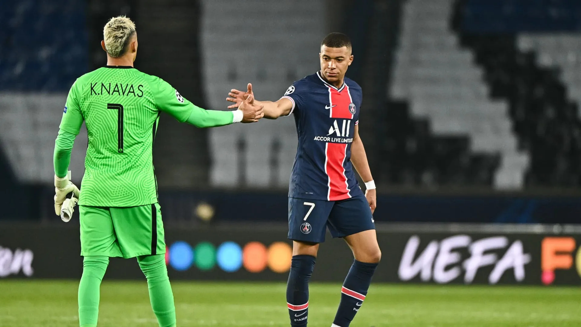 Keylor Navas habría sentenciado a un jugador del PSG por el resto de la temporada