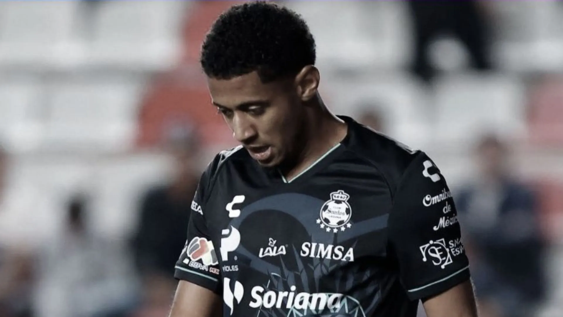 "Que no vuelva nunca": Choco Lozano recibe la peor noticia en México y toda Honduras está pendiente