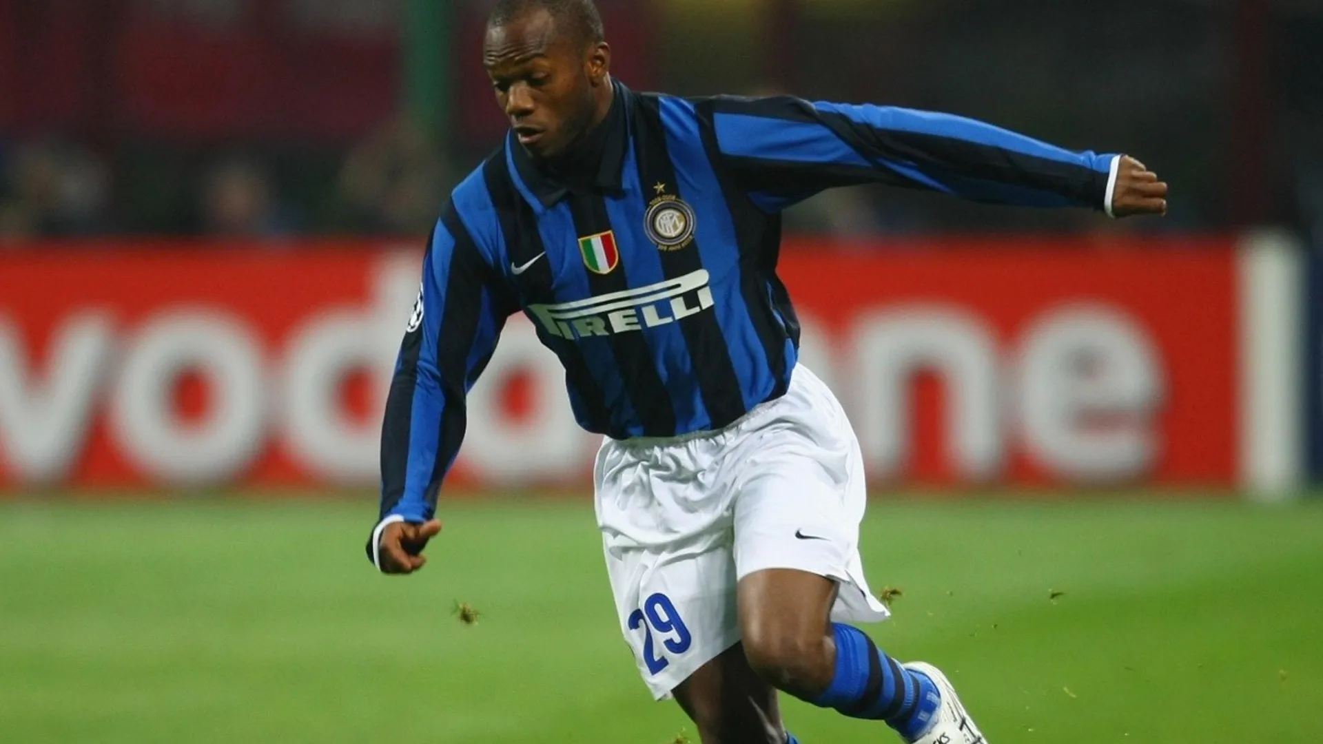 La ocasión en que el Inter y el Milan se disputaron el fichaje de David Suazo.