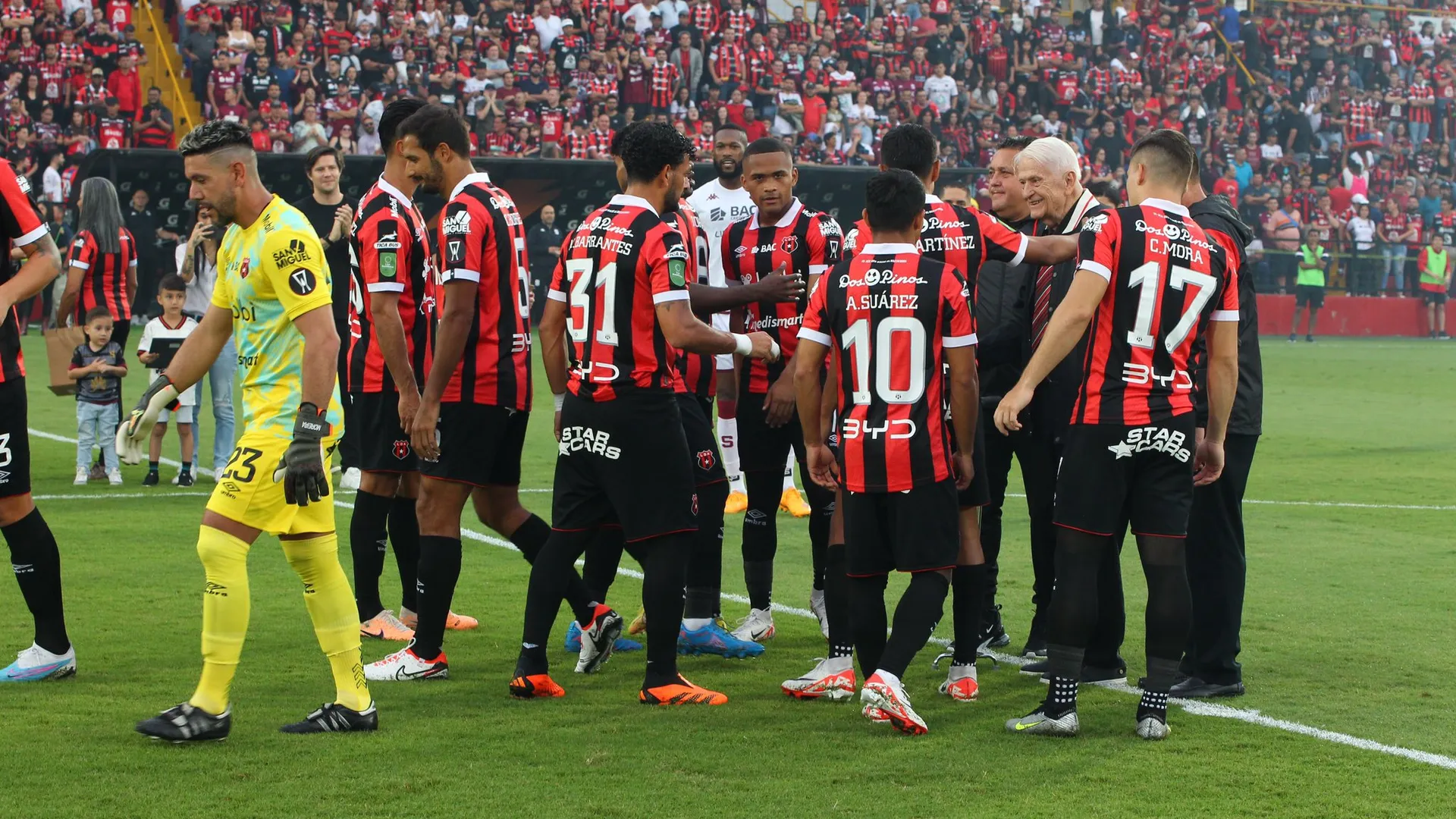 Oficial: Liga Deportiva Alajuelense sufre duro castigo tras insultos racistas ante Deportivo Saprissa