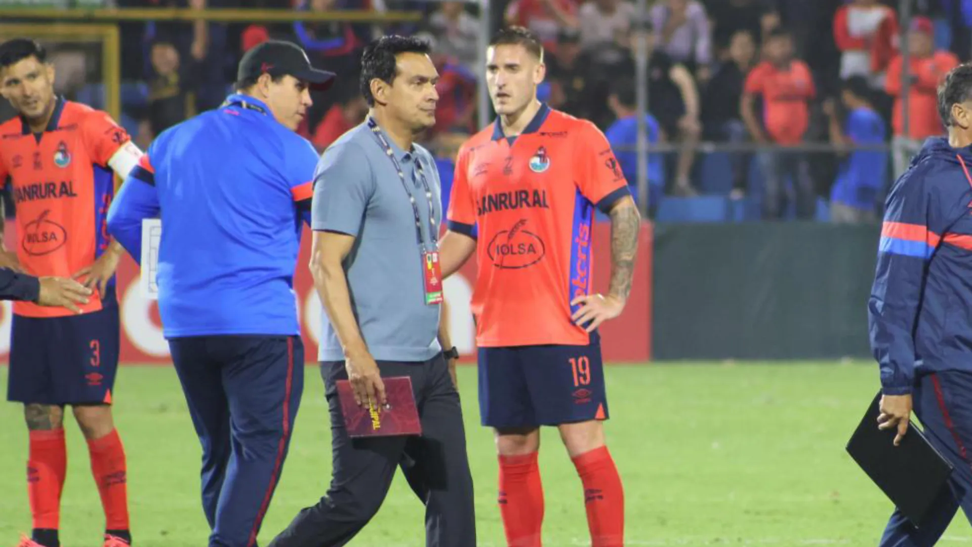 Fuerte golpe en Municipal: Mario Acevedo se queda sin otra pieza clave para el Clásico 337