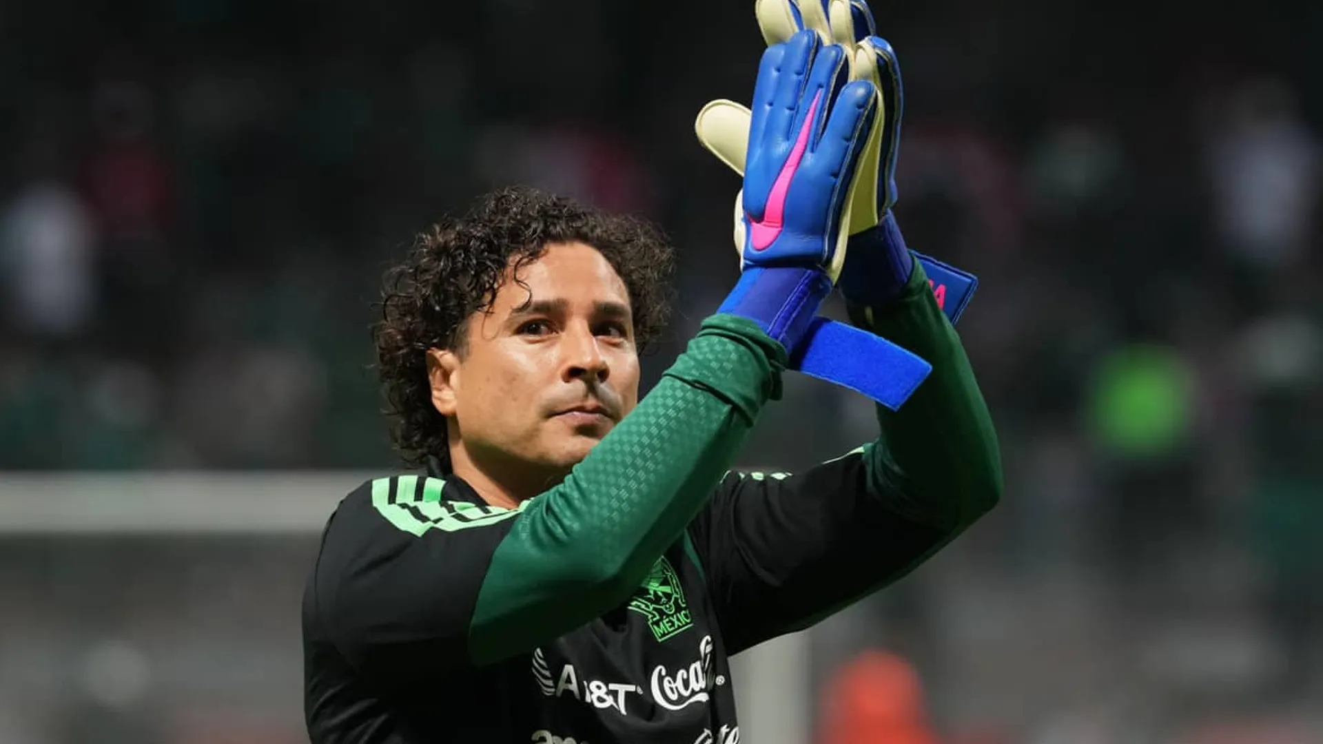 Memo Ochoa agradece a la afición del América y la invita a su homenaje