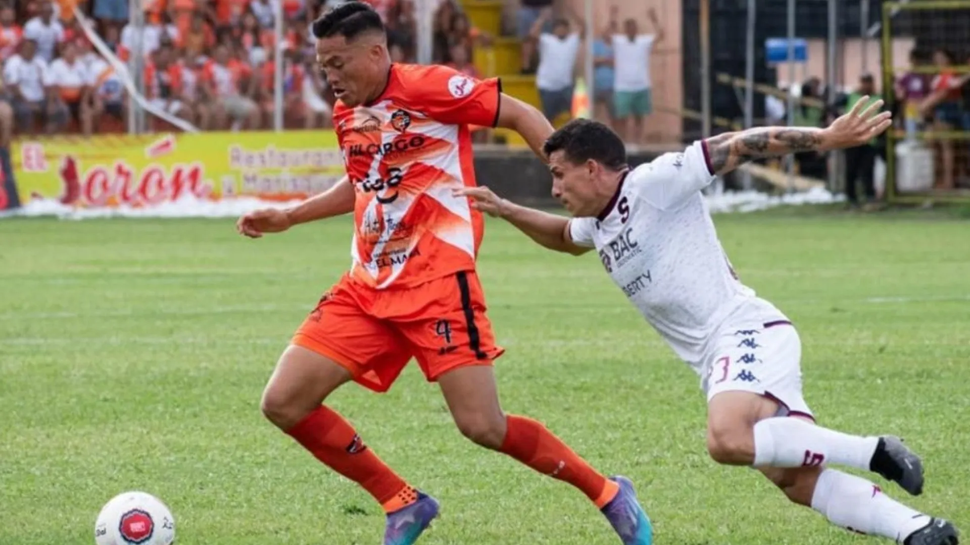 Después de 22 años, Saprissa se trajo 3 puntos de Puntarenas