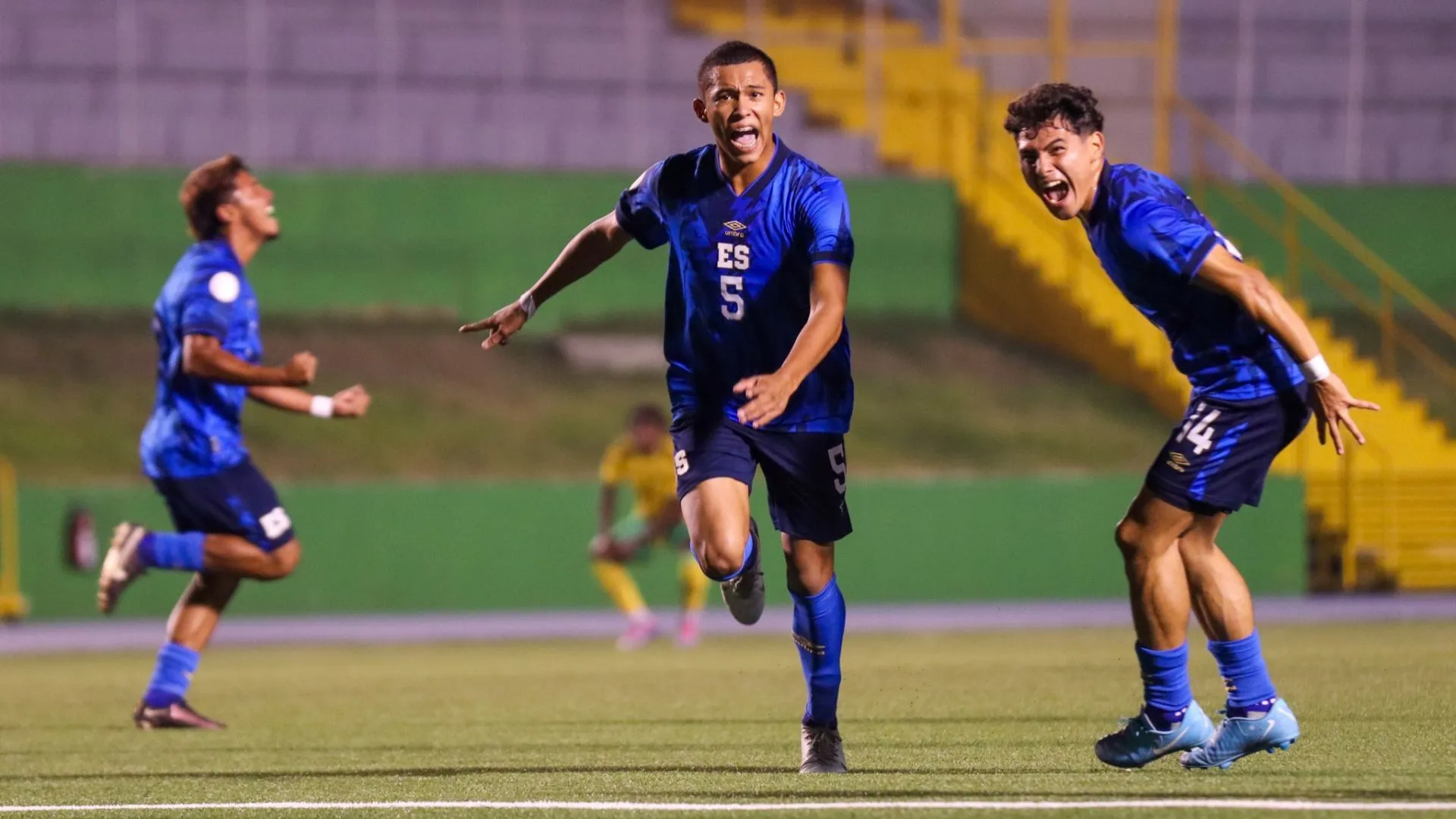 Una lista muy Selecta: las Selecciones de El Salvador que clasificaron a una Copa del Mundo en la historia.