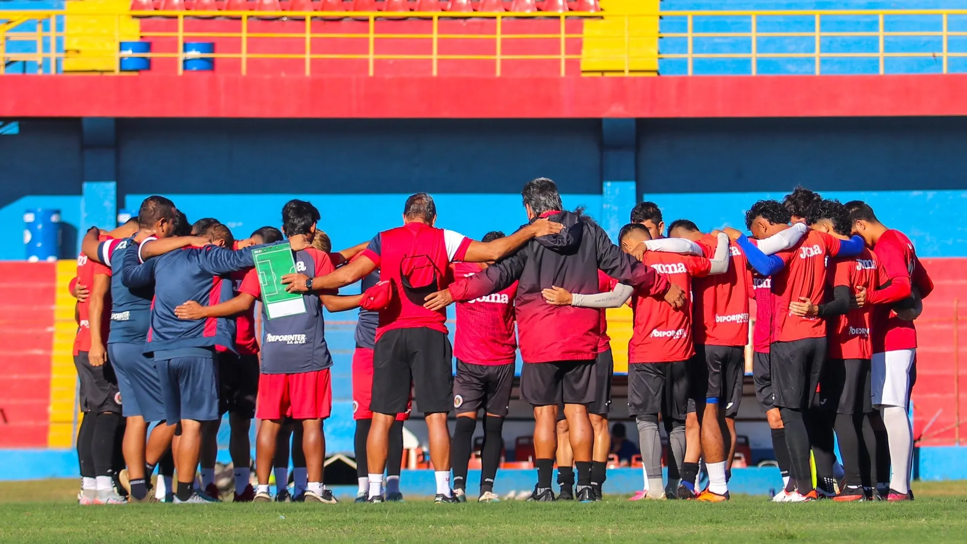 Bryan Landaverde no continuará en FAS y ya tiene nuevo club en la Liga Mayor