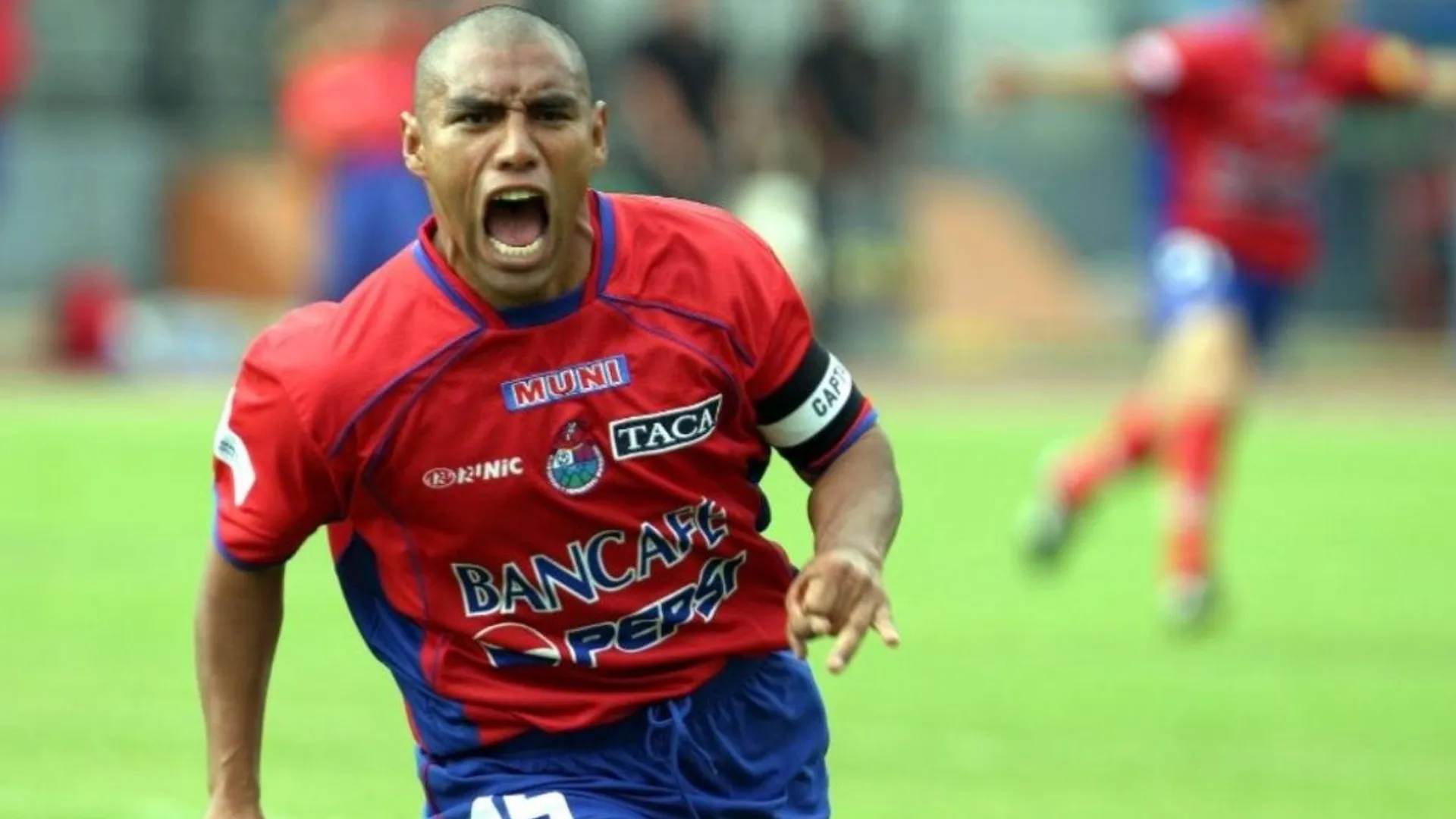 Juan Carlos Plata explotó contra los jugadores de Municipal: "Les hace falta identidad"