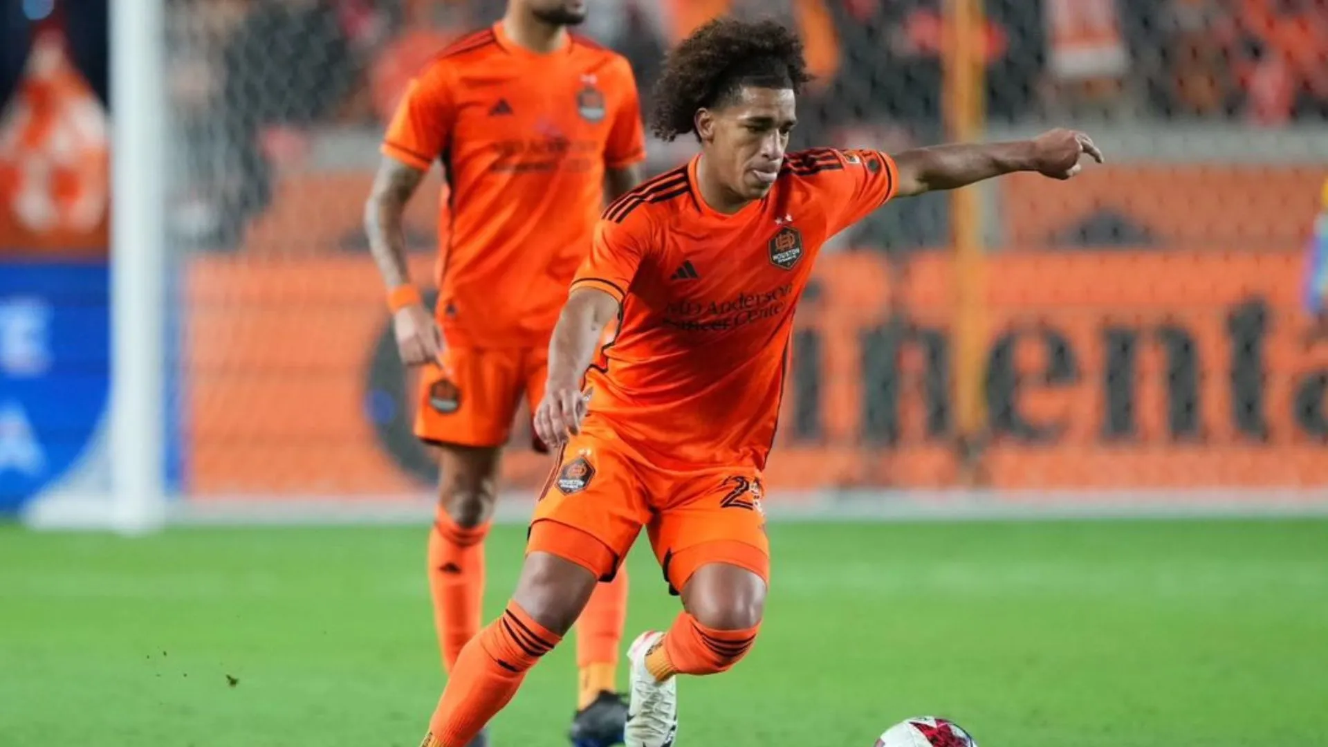 Houston Dynamo incluye a Adalberto Carrasquilla en su plantel del 2024