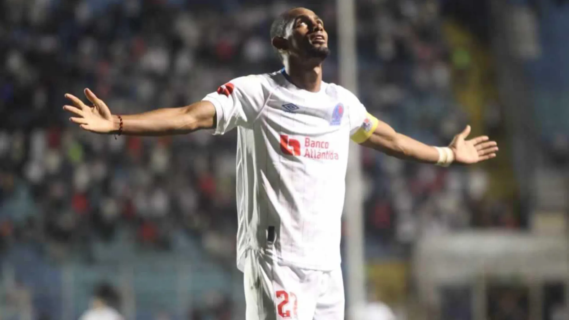 ¡PARA TODOS LOS TIEMPOS! Jerry Bengston rompe la historia y supera el récord más difícil de la Liga Nacional