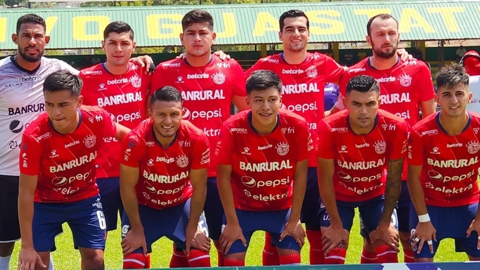 José Calderón pone en duda su continuidad en Xelajú tras la eliminación en el Torneo Clausura 2024