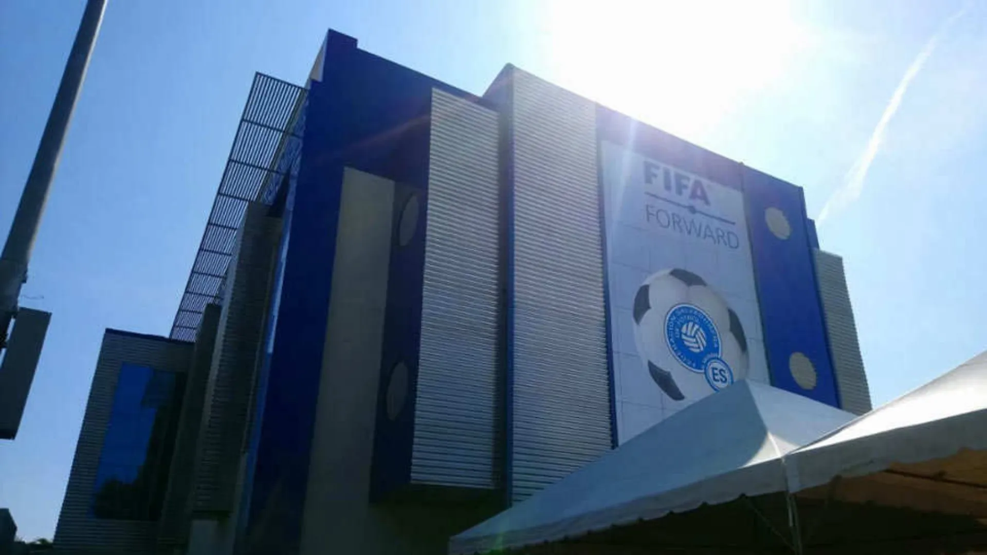 FESFUT da ultimátum a todos los equipos de Primera División en El Salvador