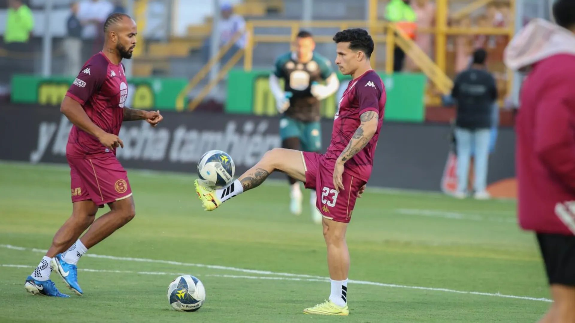 A Luis Paradela le preguntaron si quiere volver al extranjero y su respuesta no pasará desapercibida en Saprissa
