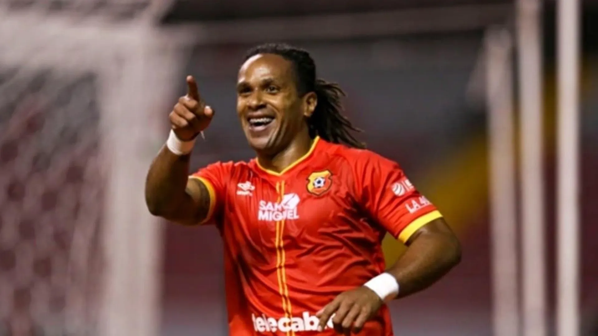 Jonathan McDonald podría irse de Herediano para el Torneo Apertura 2021