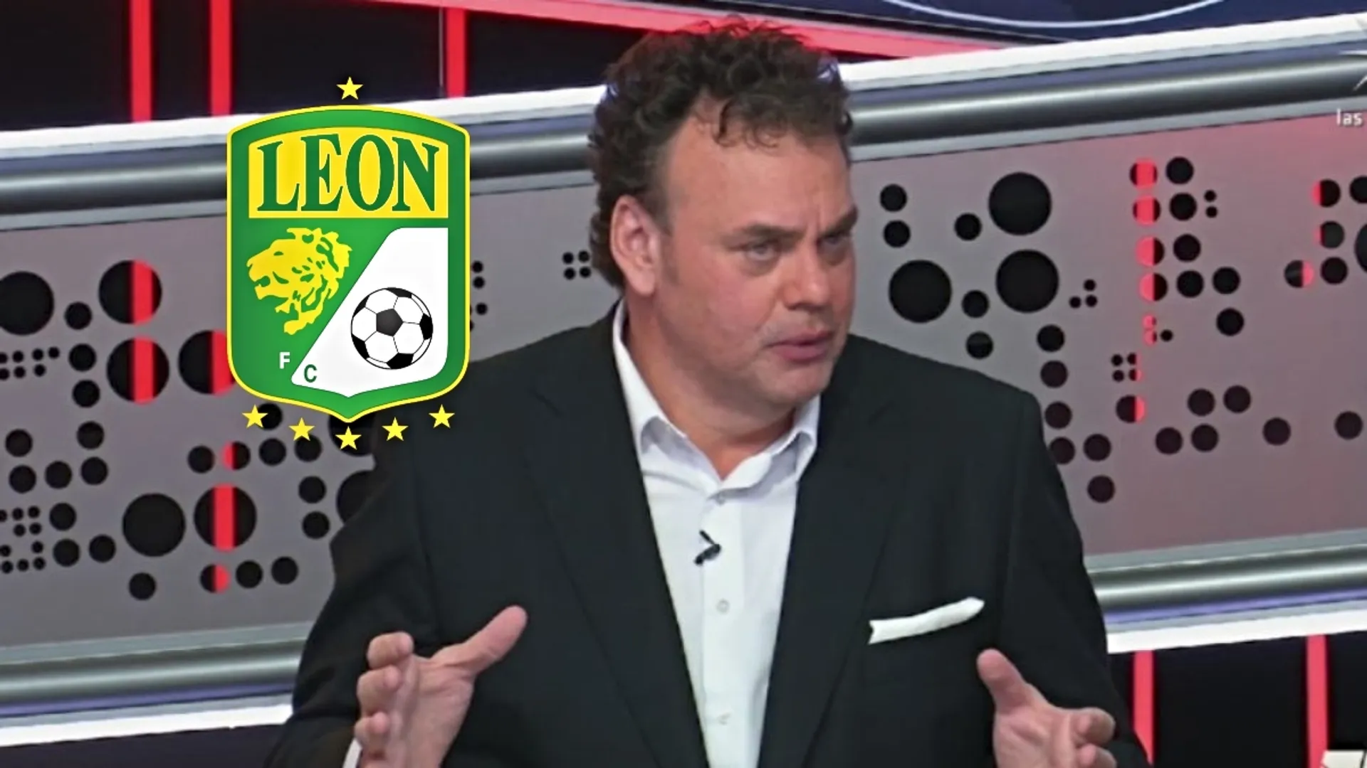 El mensaje de David Faitelson para el Club Léon de Joel Campbell