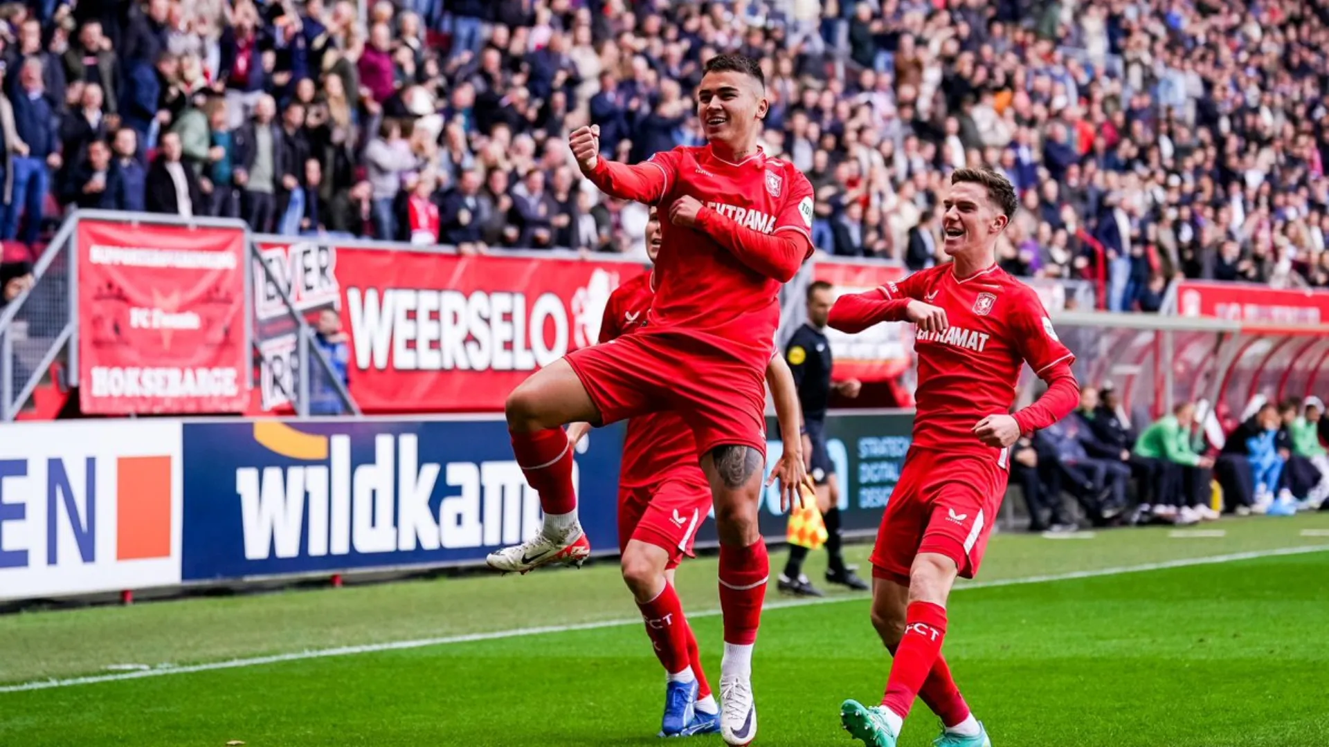 Costa Rica: Manfred Ugalde salvó a Twente de la derrota con un golazo (VIDEO)