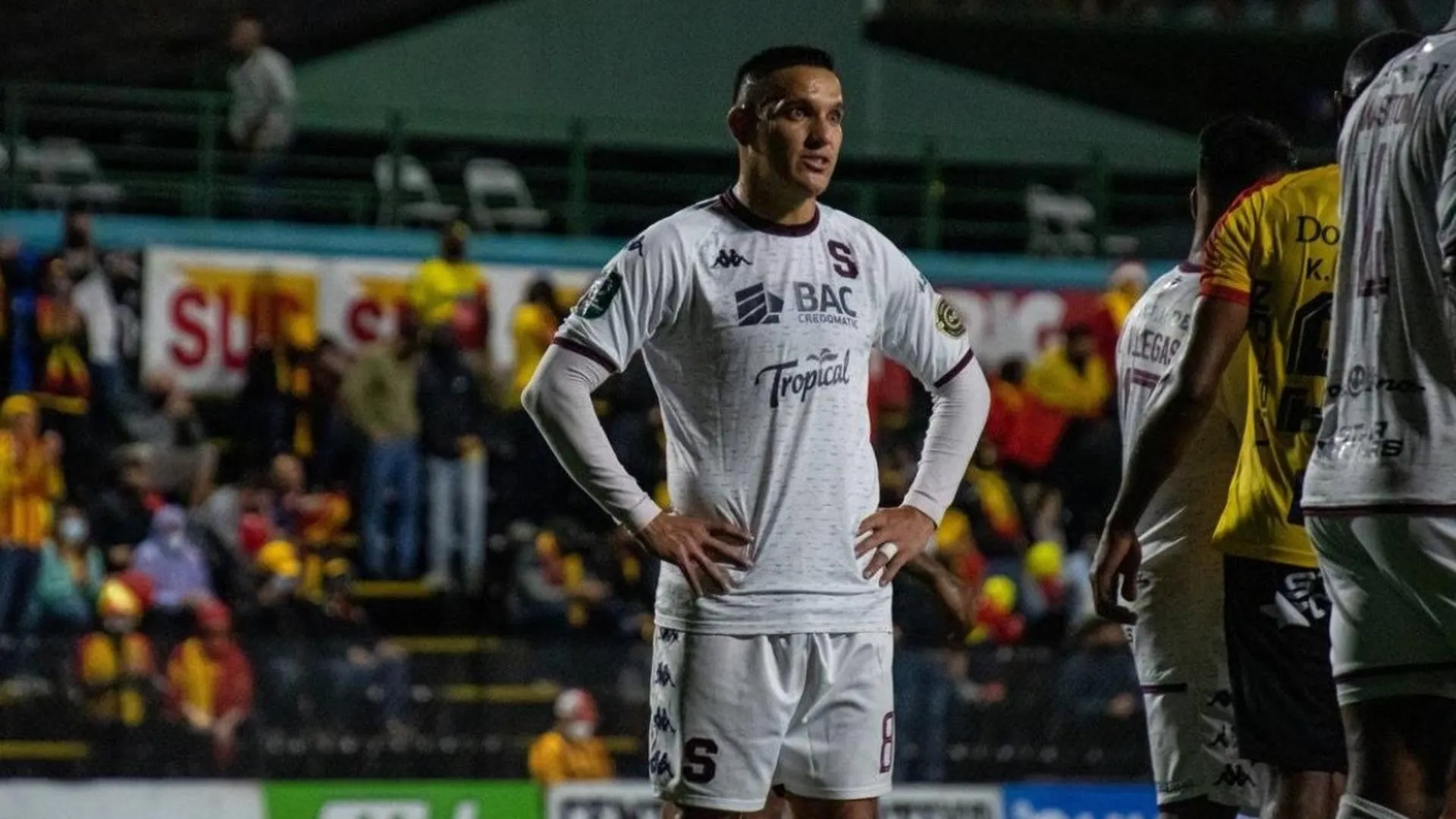 David Guzmán explotó contra aficionados de Herediano