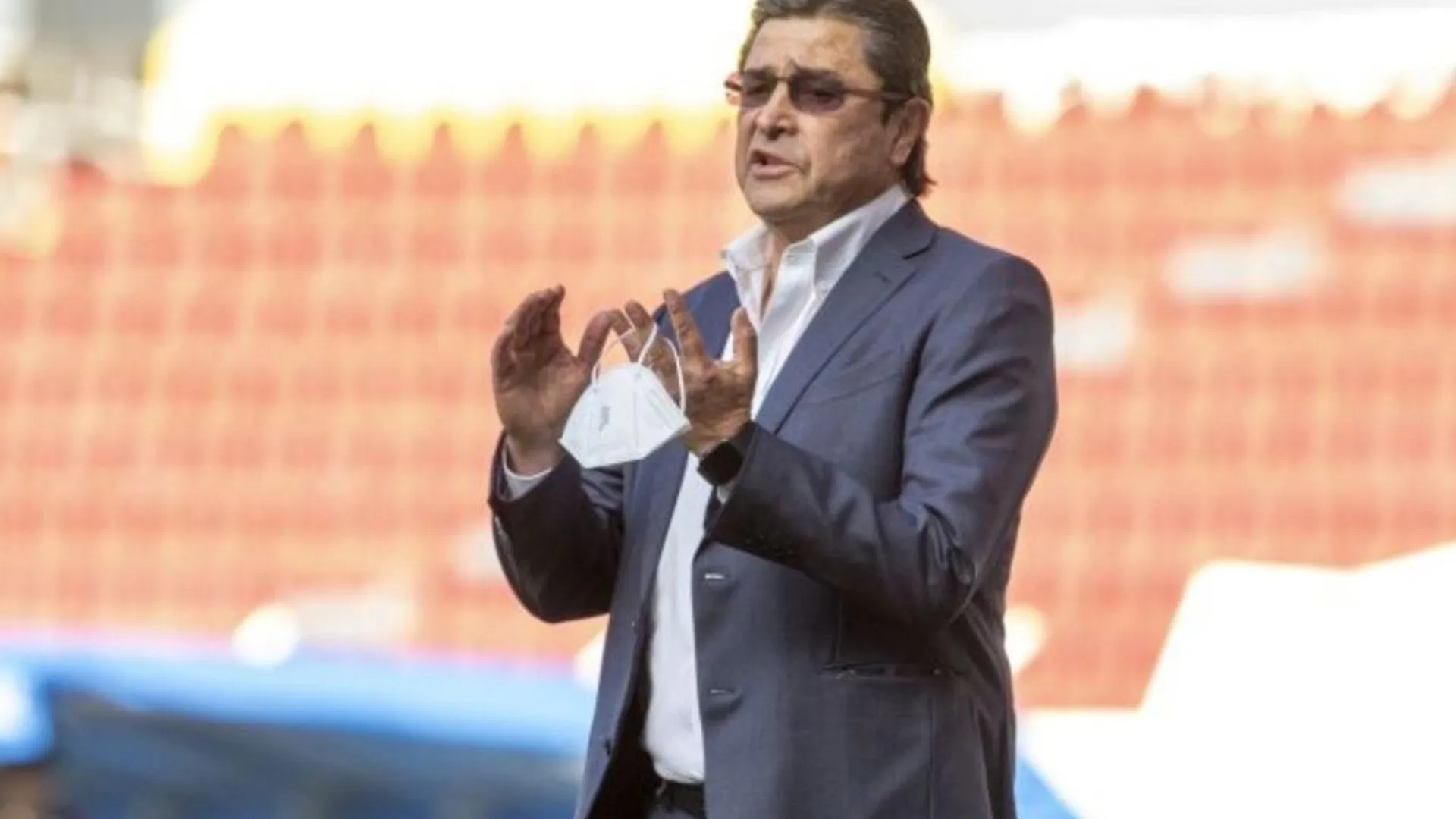 Luis Fernando Tena llena de elogios a Comunicaciones