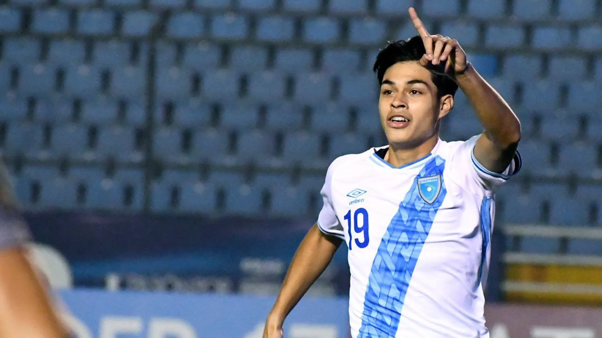 Futbolista de Guatemala elegido el mejor jugador del año en Estados Unidos
