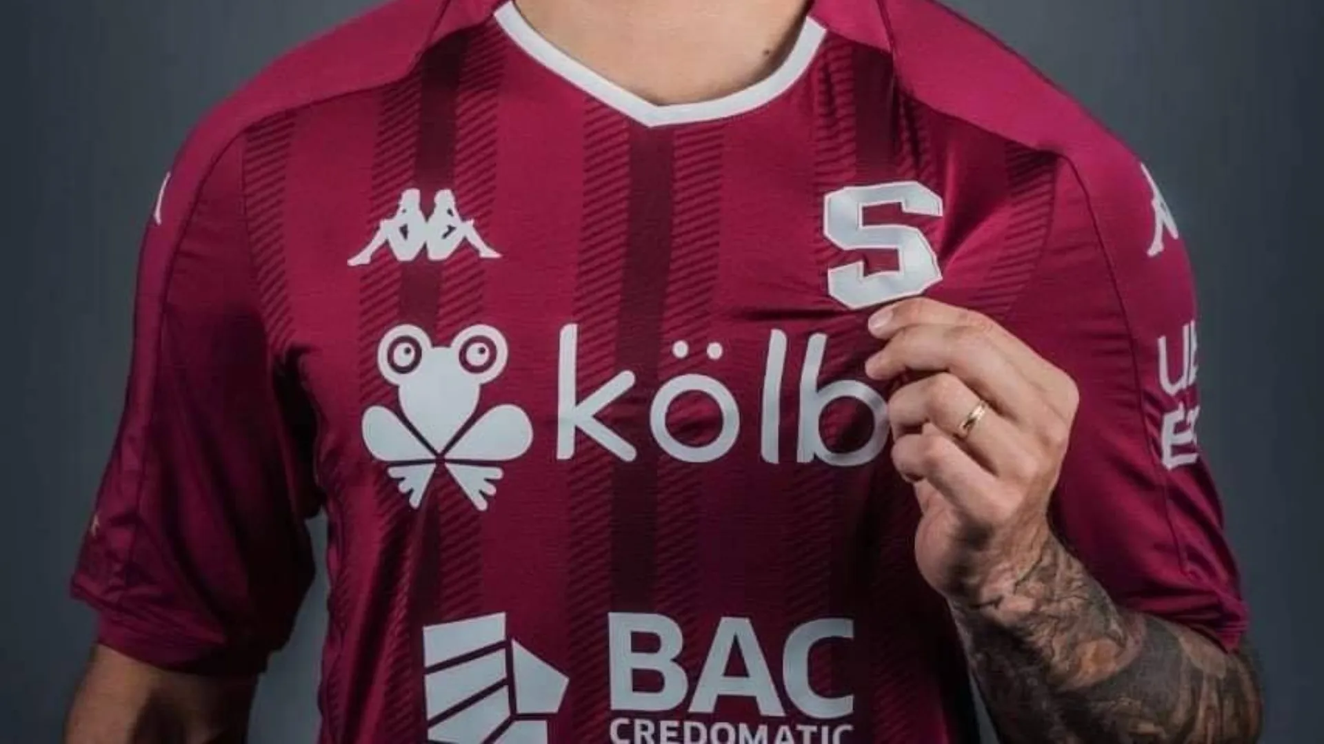 Un ex Saprissa vuelve al fútbol de Costa Rica.