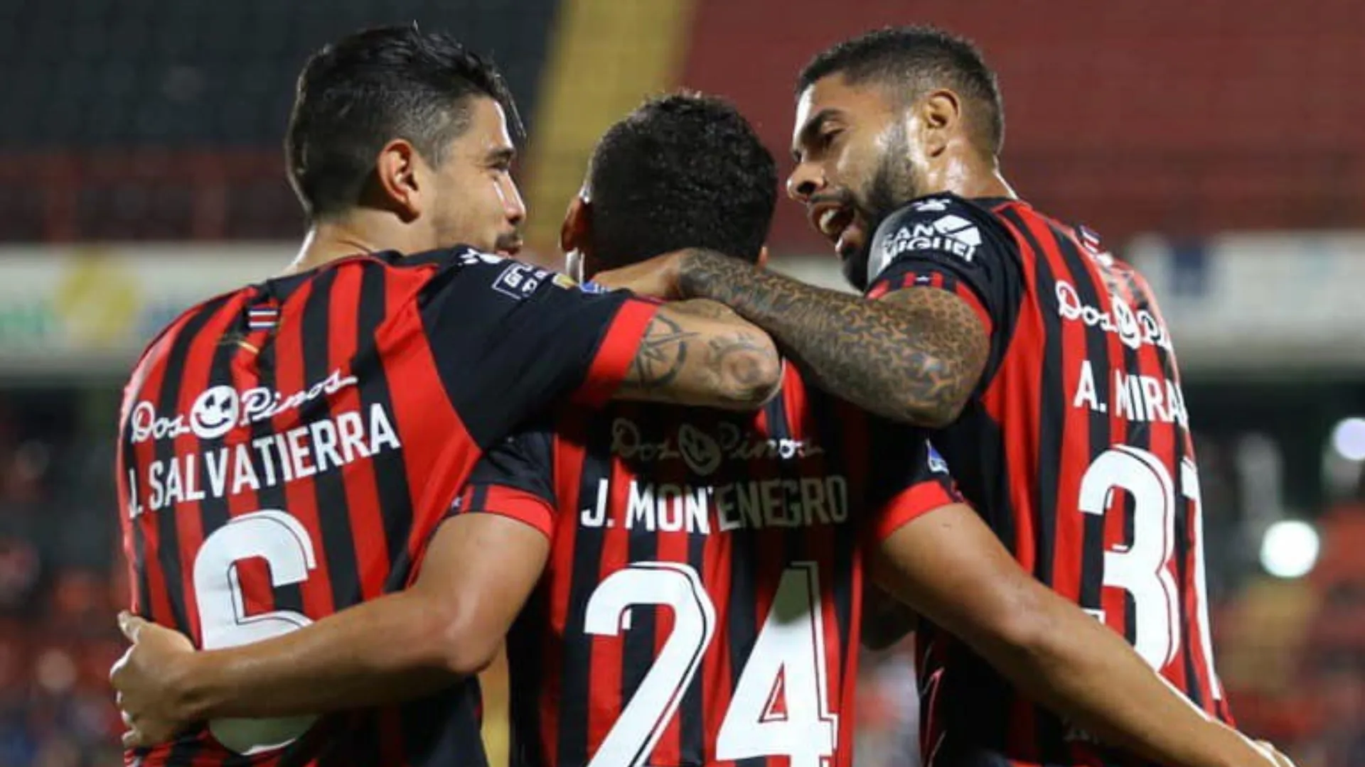 Ex Alajuelense es buscado por otro equipo tico.