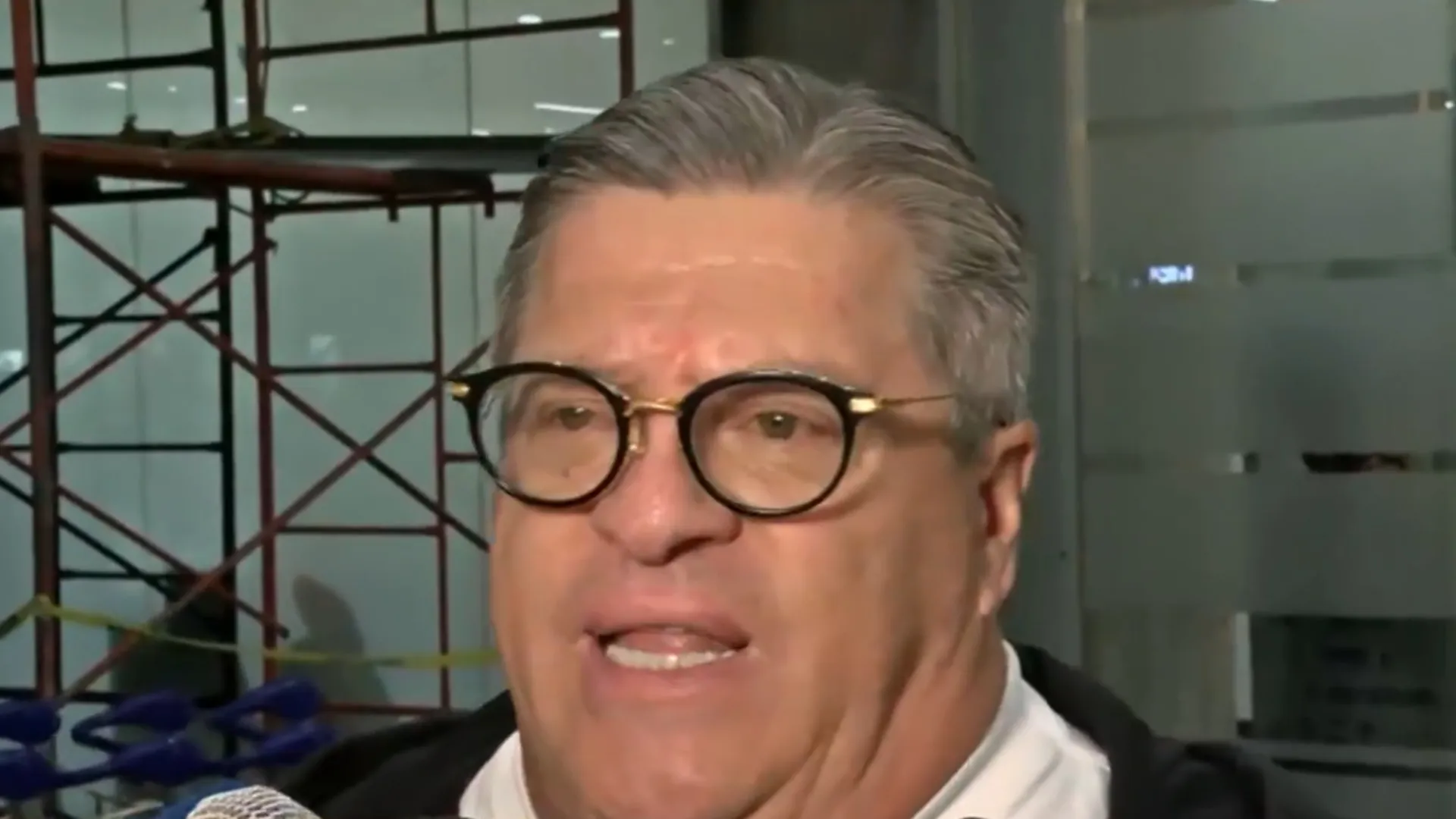 Miguel Herrera salió a hablar. (Foto: Fox Sports)