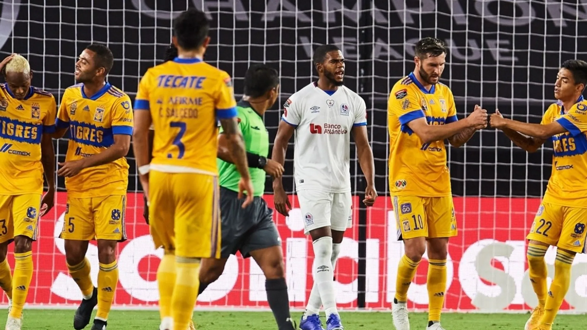 Olimpia cayó 3-0 contra Tigres y quedó fuera de la Concachampions 2020