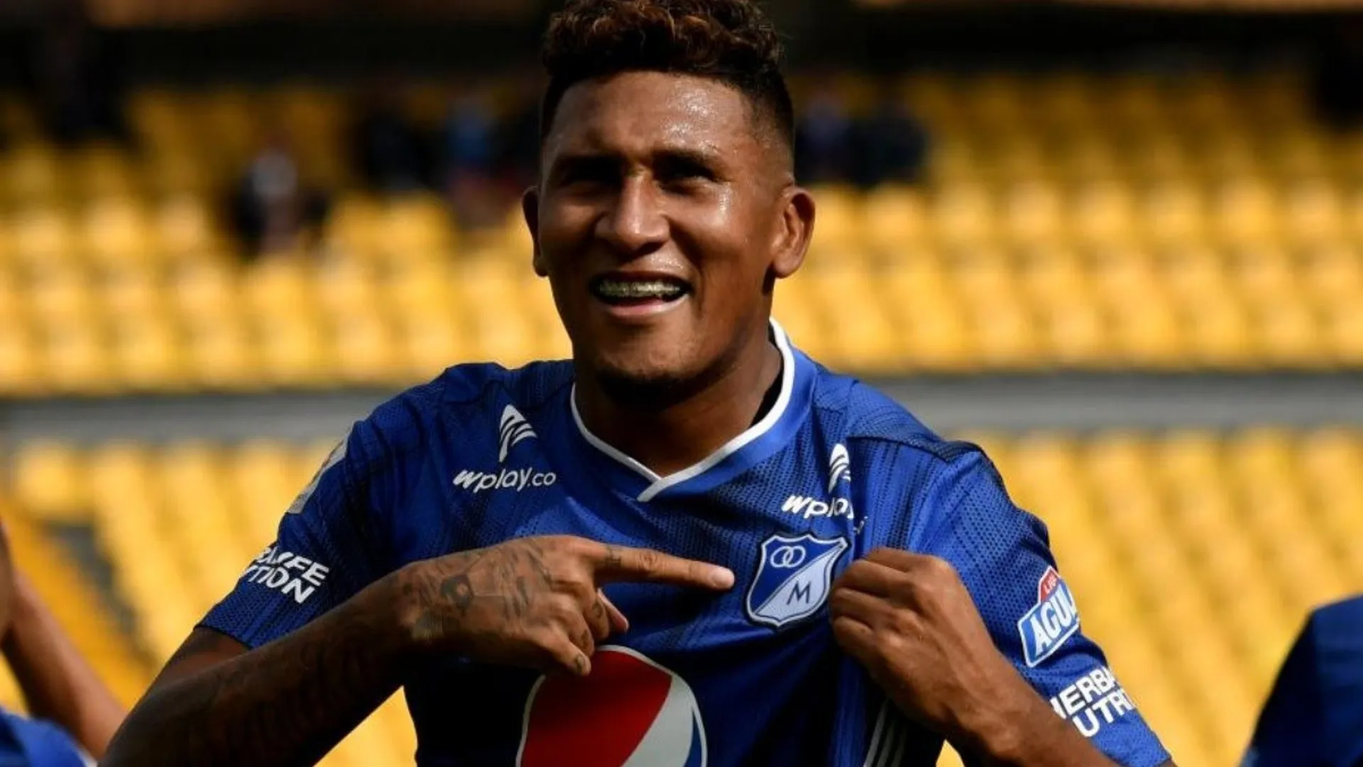 “Costa Rica, aquí está tu hijo” y más títulos de soñada actuación de José G. Ortiz