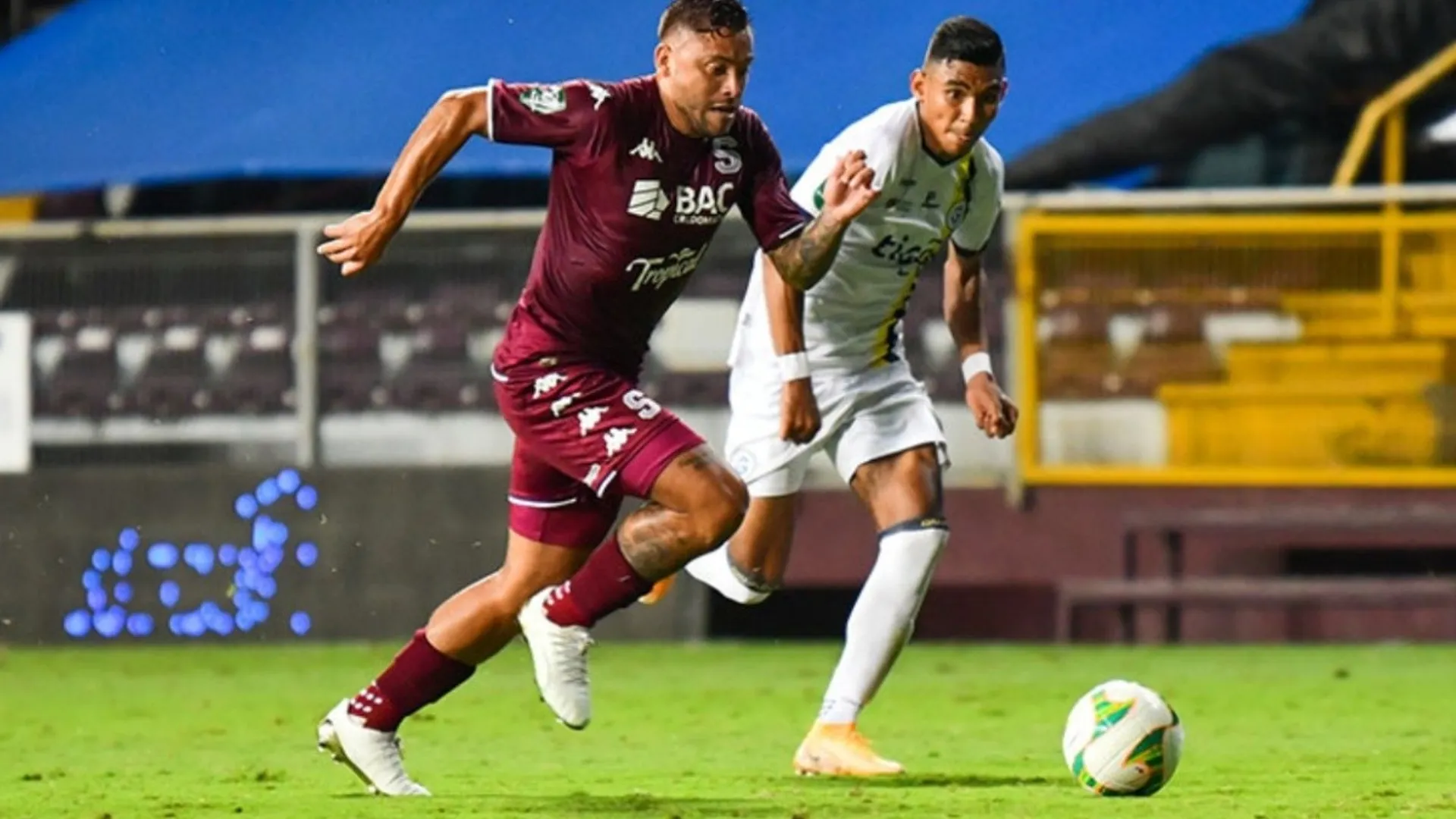 Última Hora: Saprissa se deshace de David Ramírez