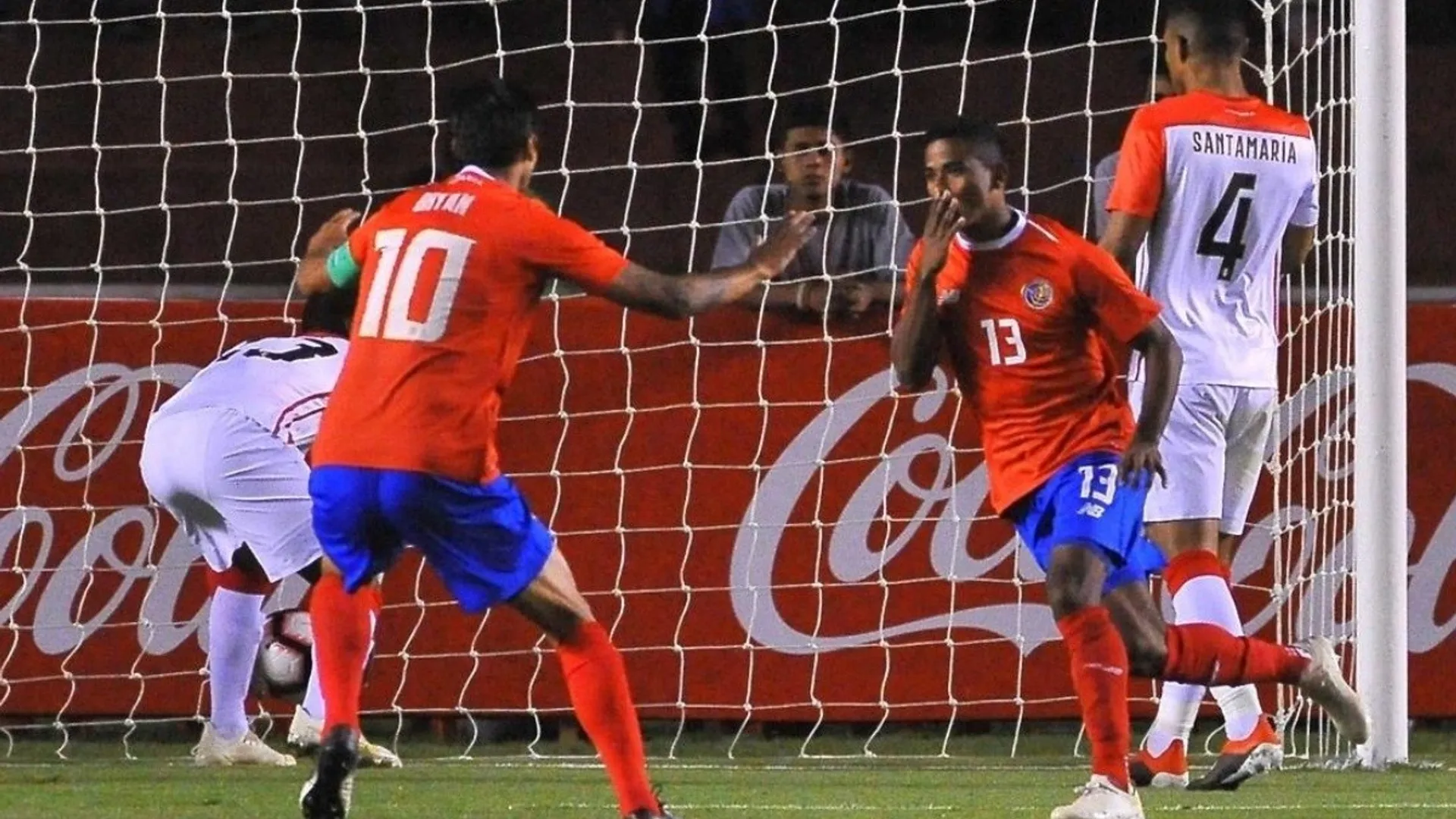 La Coruña se interesa en el sucesor de Celso Borges en la tricolor