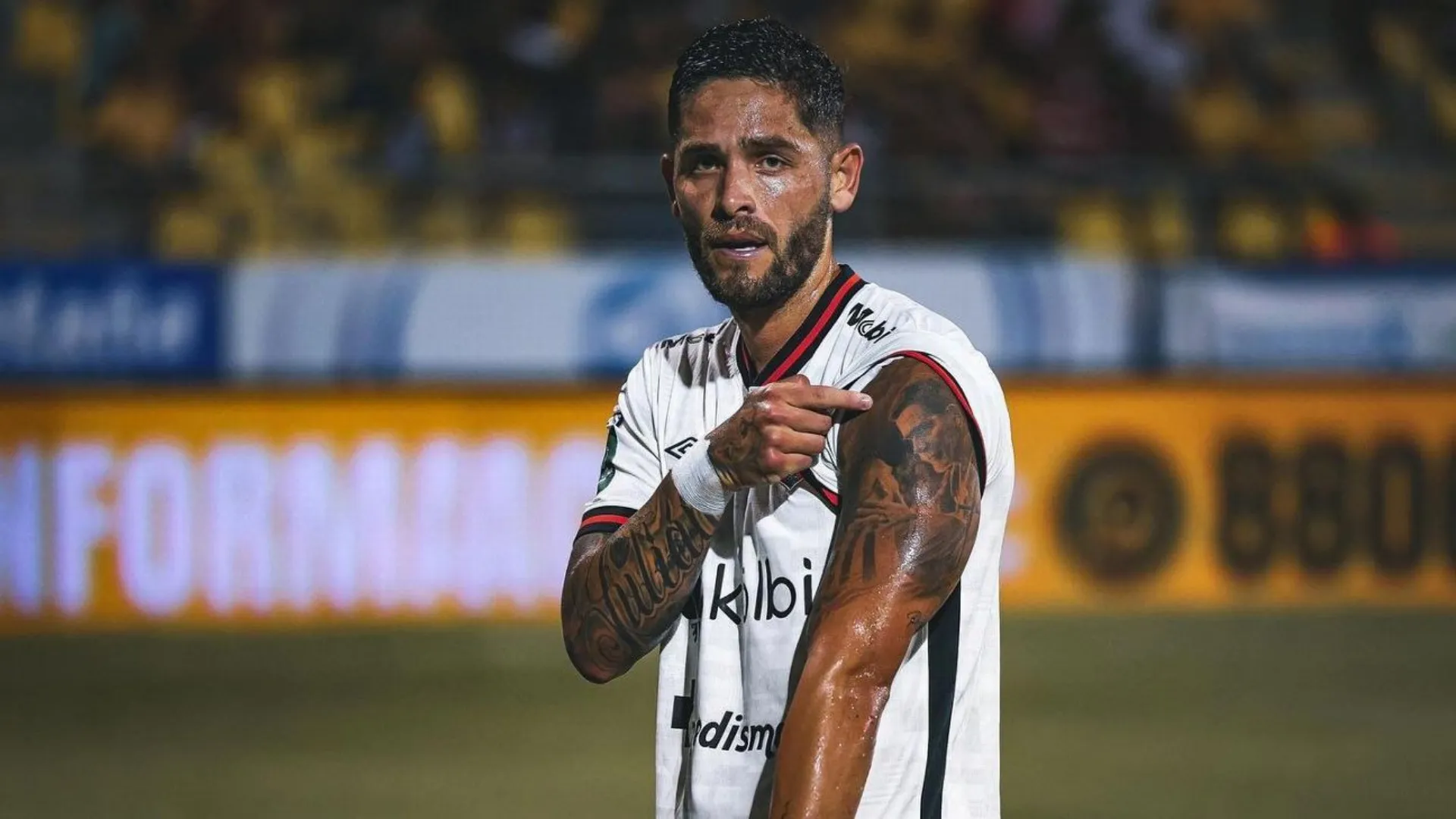 Jonathan Moya corre riesgo con este juvenil.