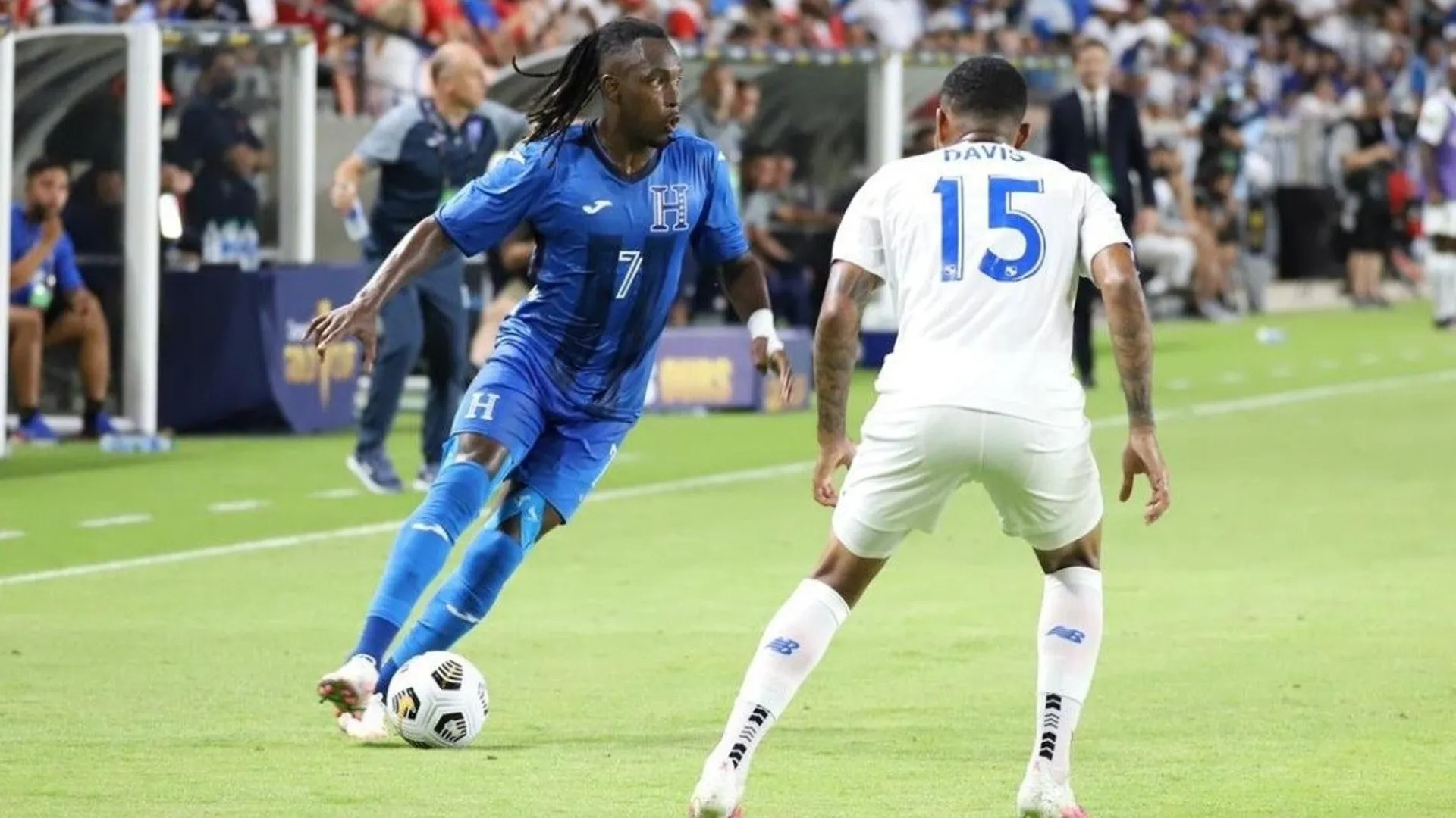 ¿Honduras podrá convocar un reemplazo por Alberth Elis?