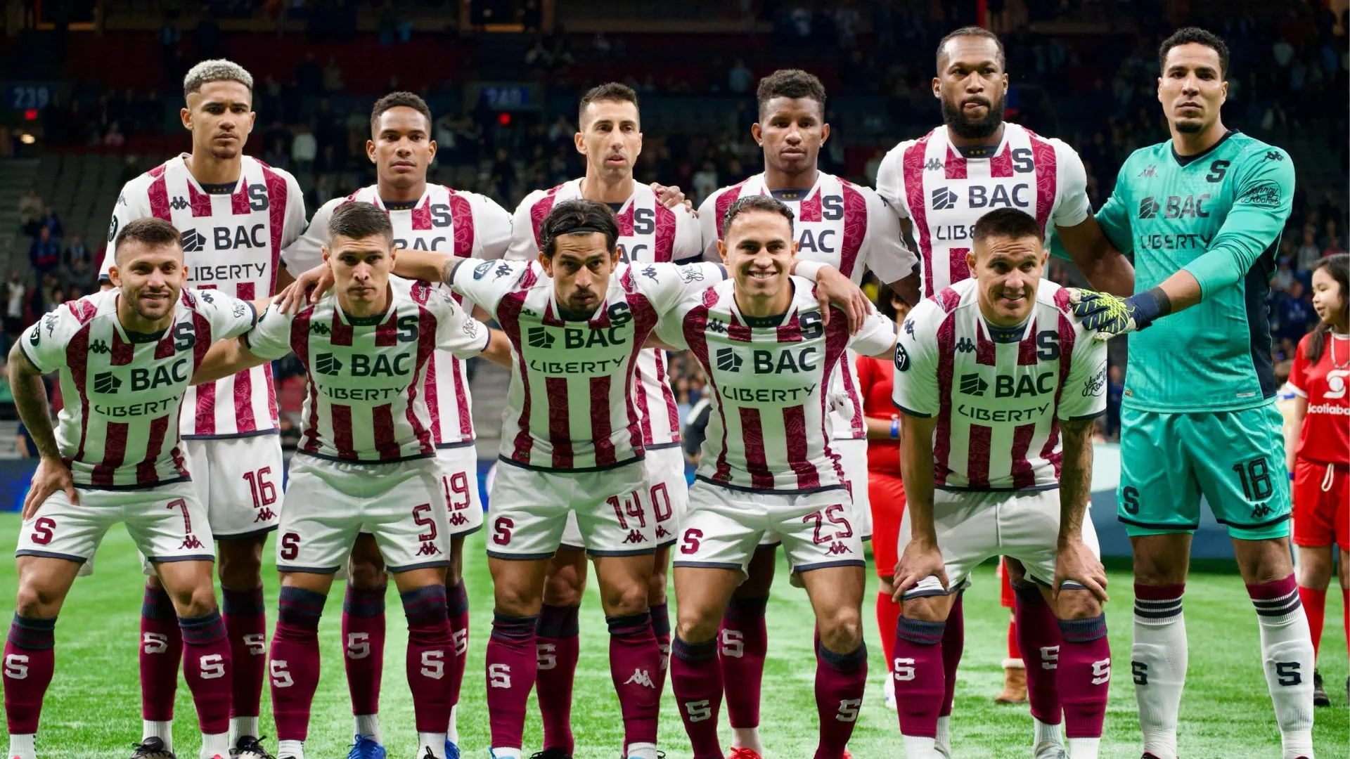 El equipo de Saprissa ante Vancouver Whitecaps.