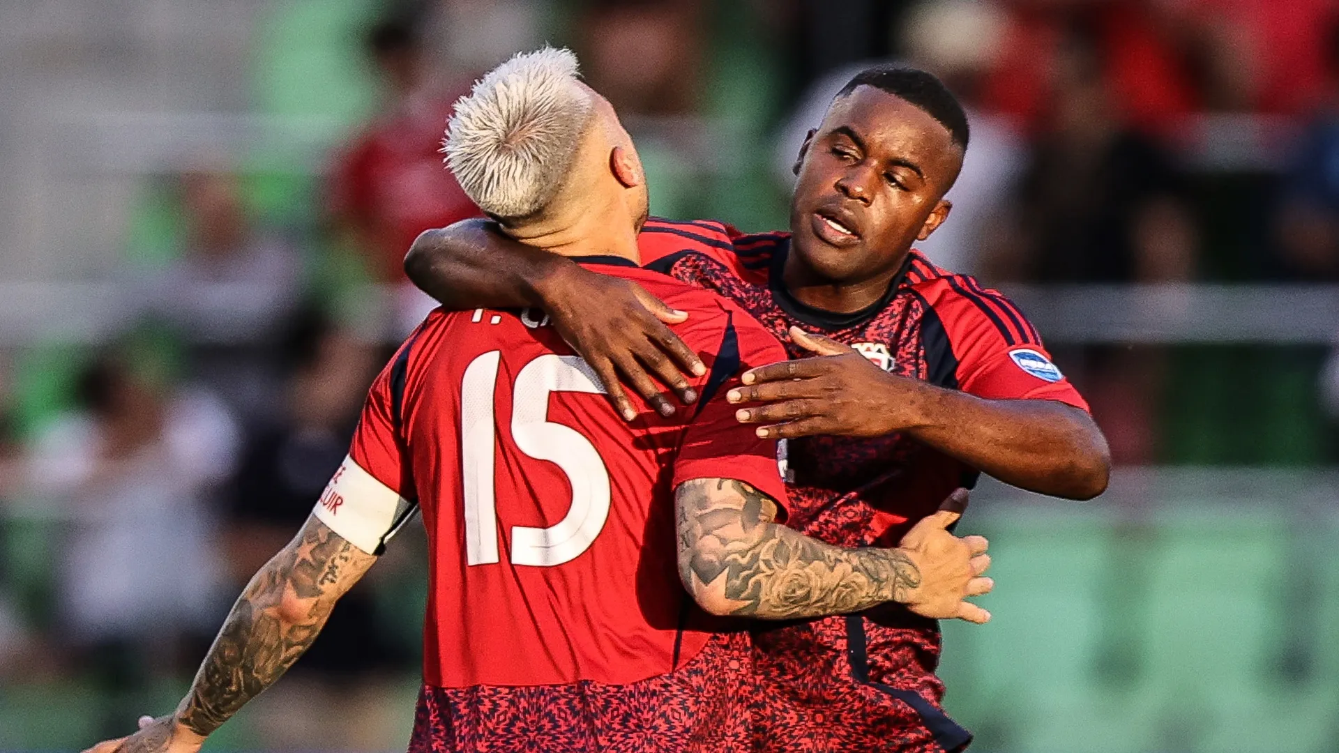 Joel Campbell y un posteo que no le gustará a los manudos. (Foto: Getty Images)