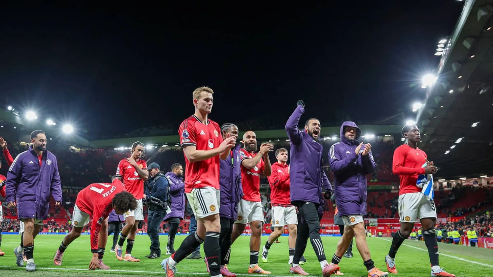 “Es un cementerio”: Gary Lineker advierte a Cesc Fàbregas sobre el Manchester United