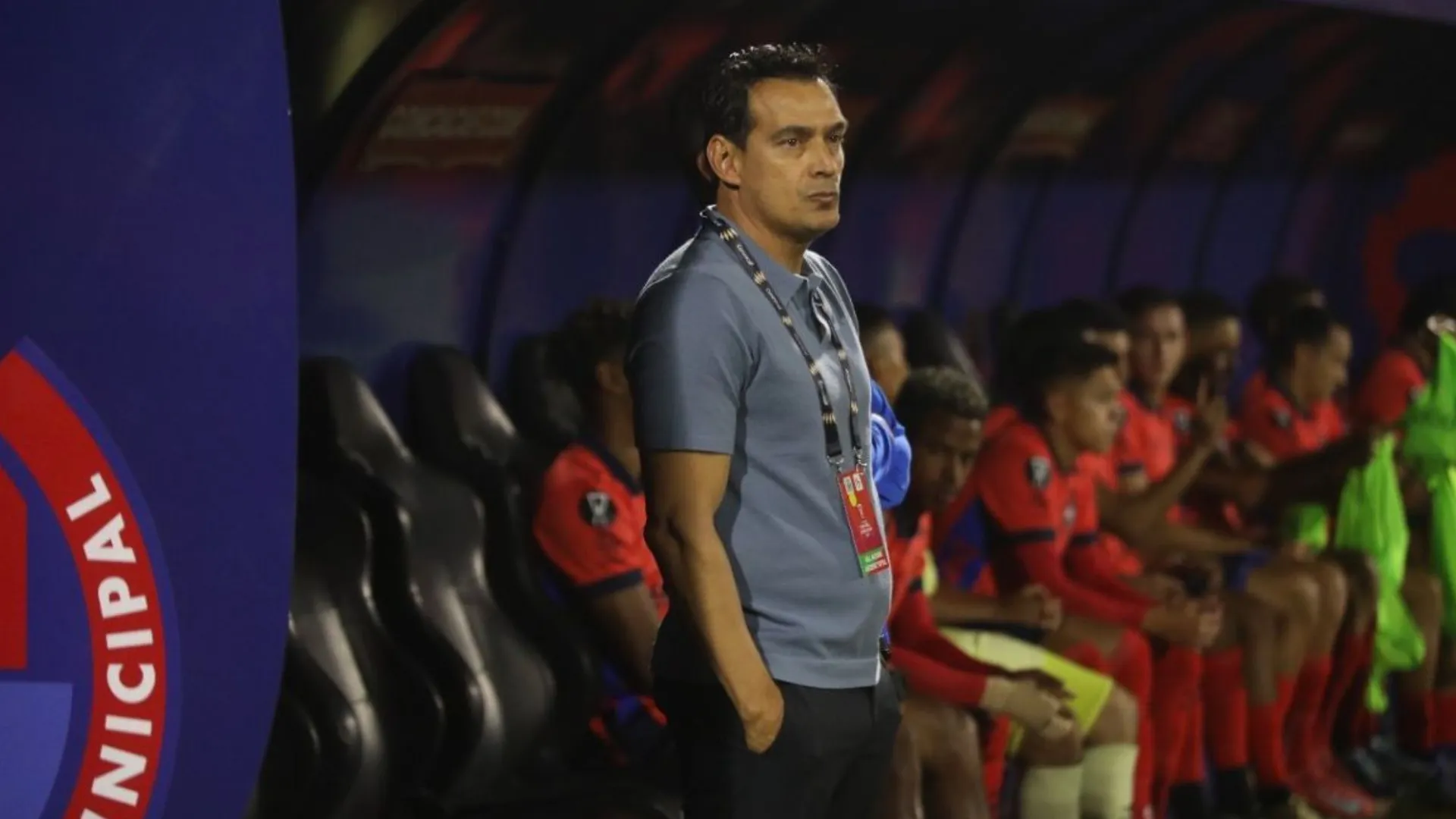Mario Acevedo sorprende al lanzar crítica a sus jugadores a pesar de la confirmación en el liderato de Municipal
