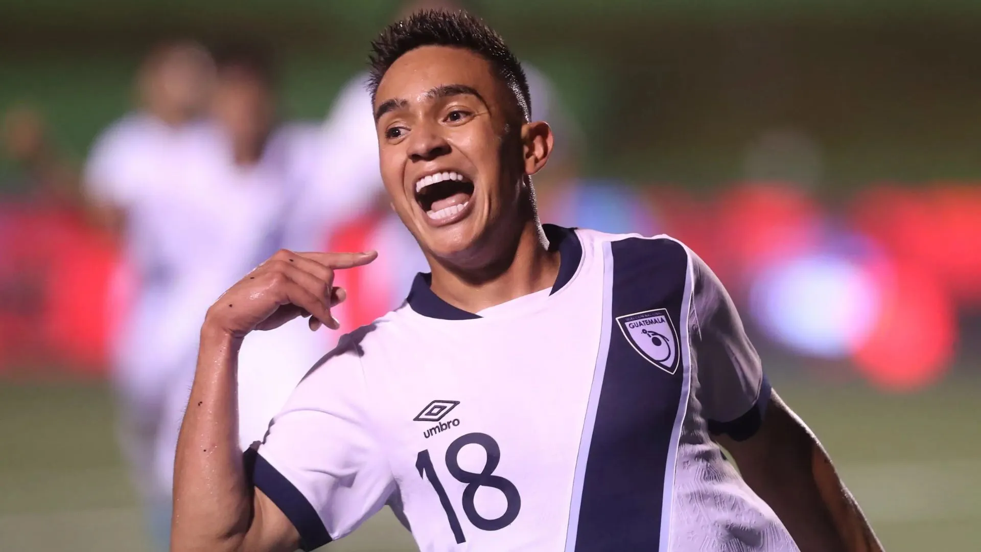 “Nos vengaremos”: Óscar Santis recibe la amenaza que nadie esperaba en Guatemala antes de las Eliminatorias