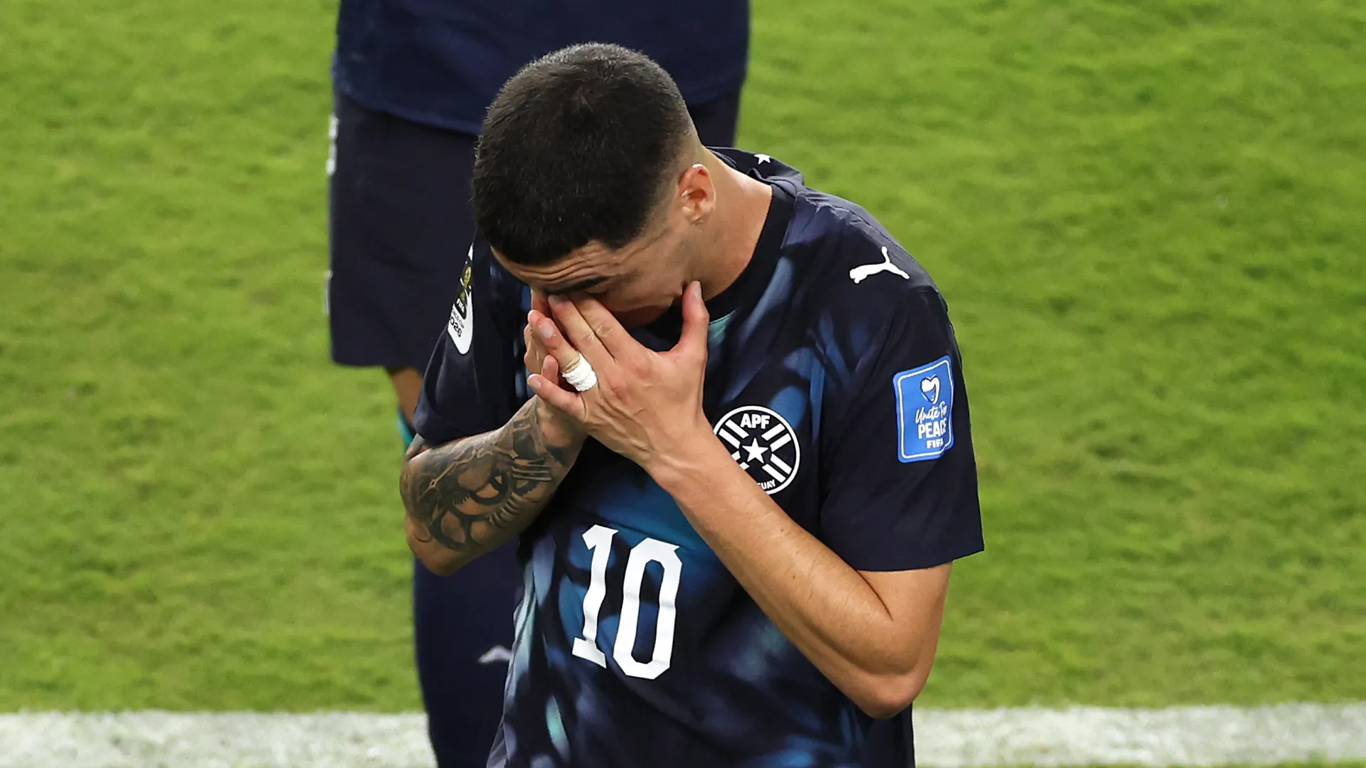 Por qué Miguel Almirón puede perderse lo que queda del Mundial 2026 tras ser expulsado por Iván Barton en Paraguay vs. Turquía