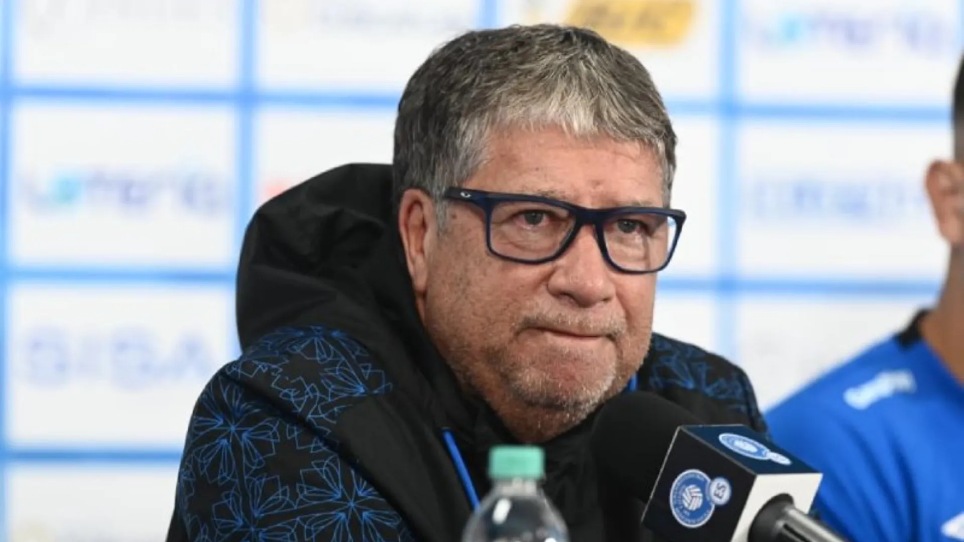 El Bolillo Gómez ya lo sabe: figura de El Salvador le manda un mensaje claro tras ser marginado de la Eliminatoria Mundialista